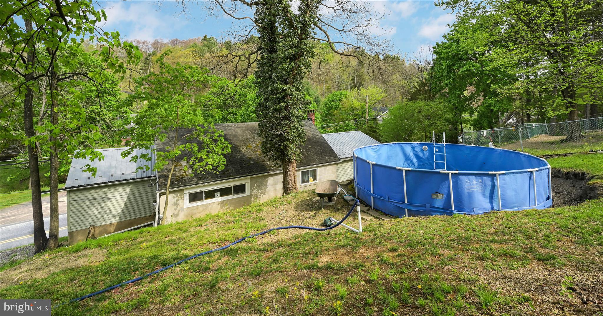 POTTSVILLE - Residential