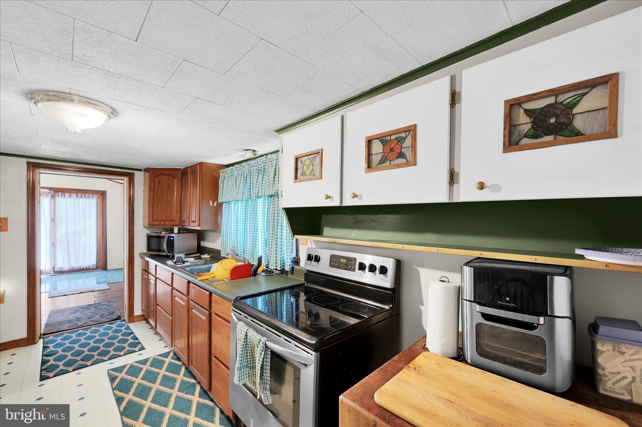 POTTSVILLE - Residential