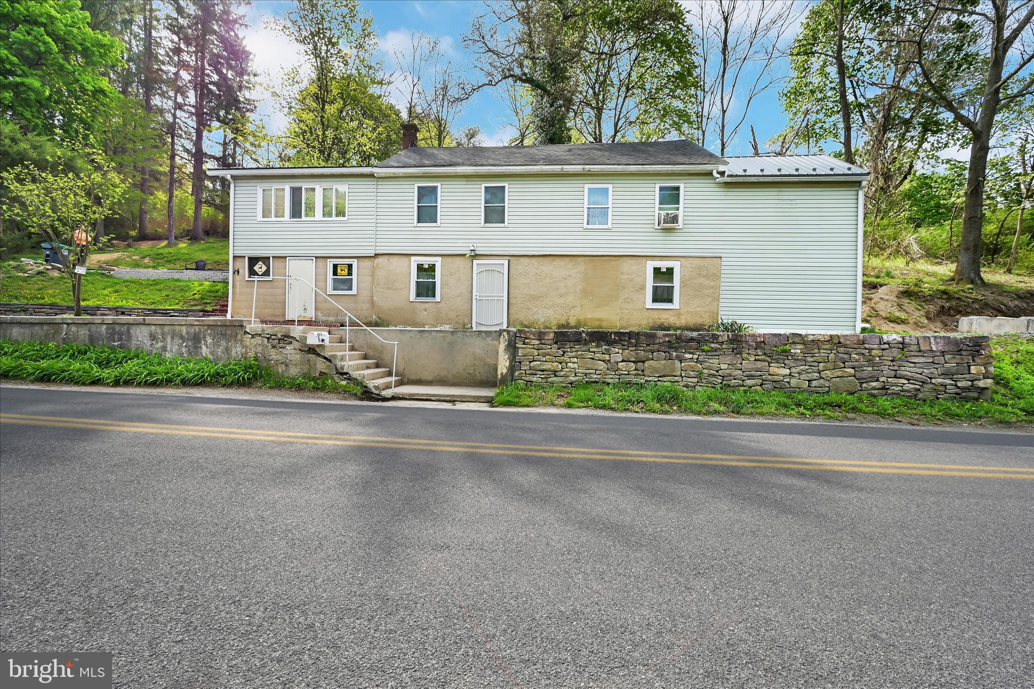 POTTSVILLE - Residential