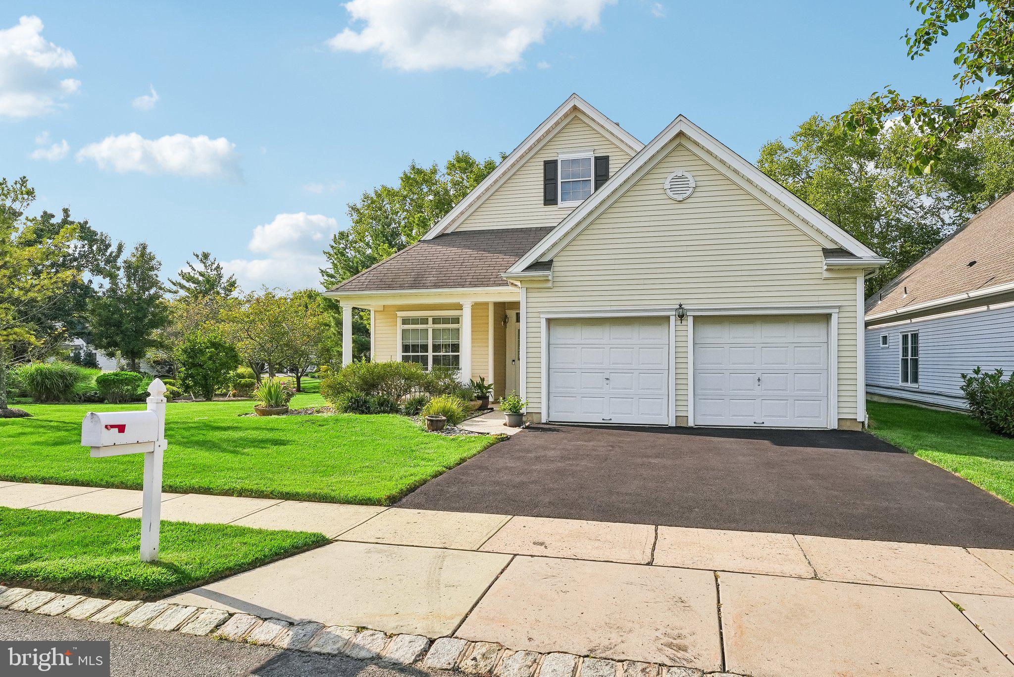86 HONEYFLOWER LN