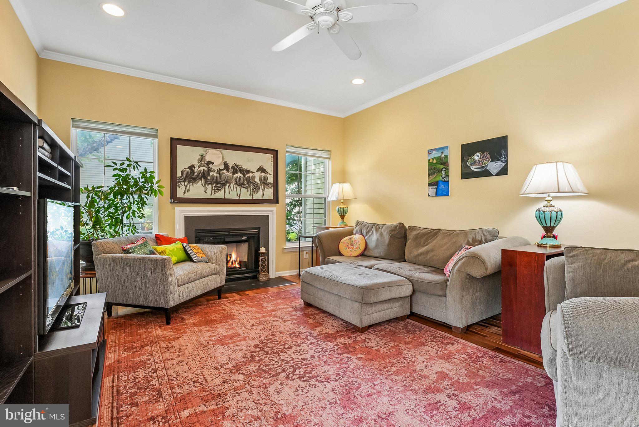 86 HONEYFLOWER LN