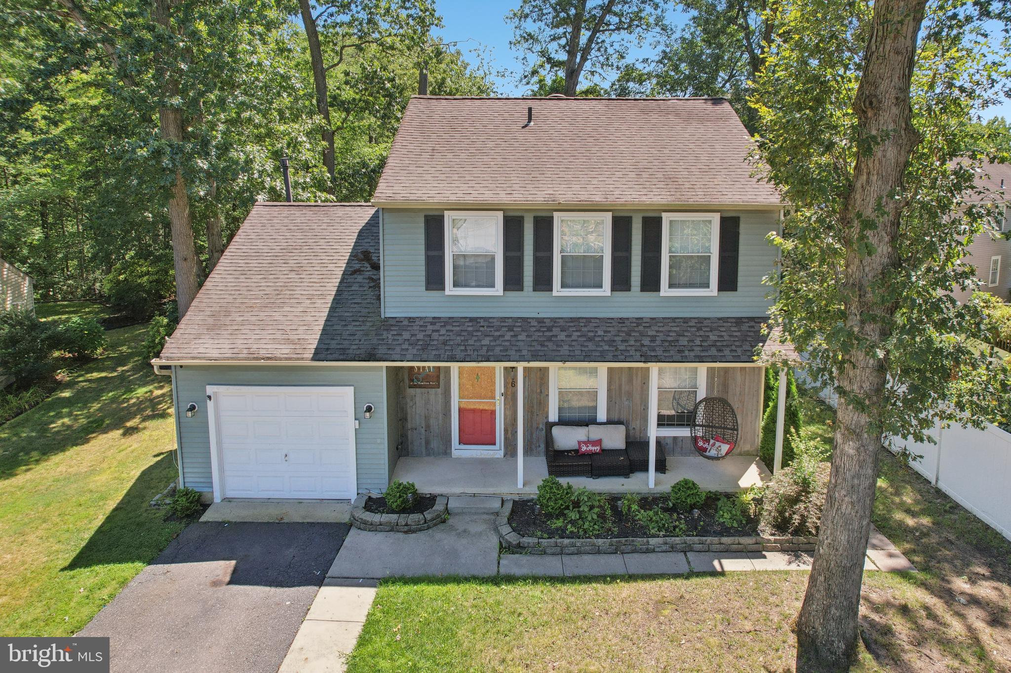 6 BRECKENWOOD PLACE