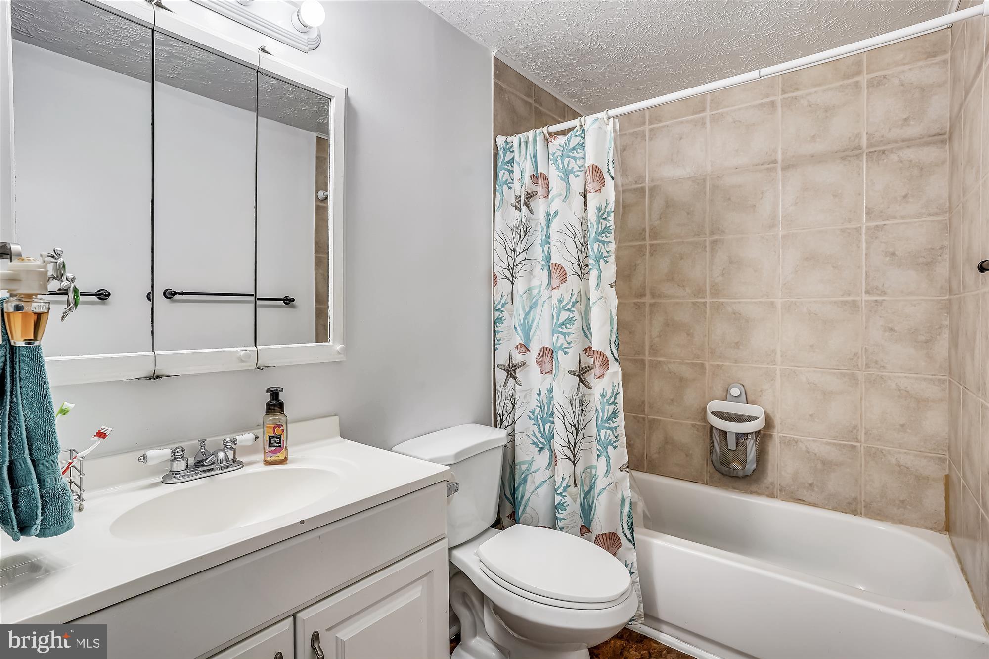 NEW BRITAIN - Residential