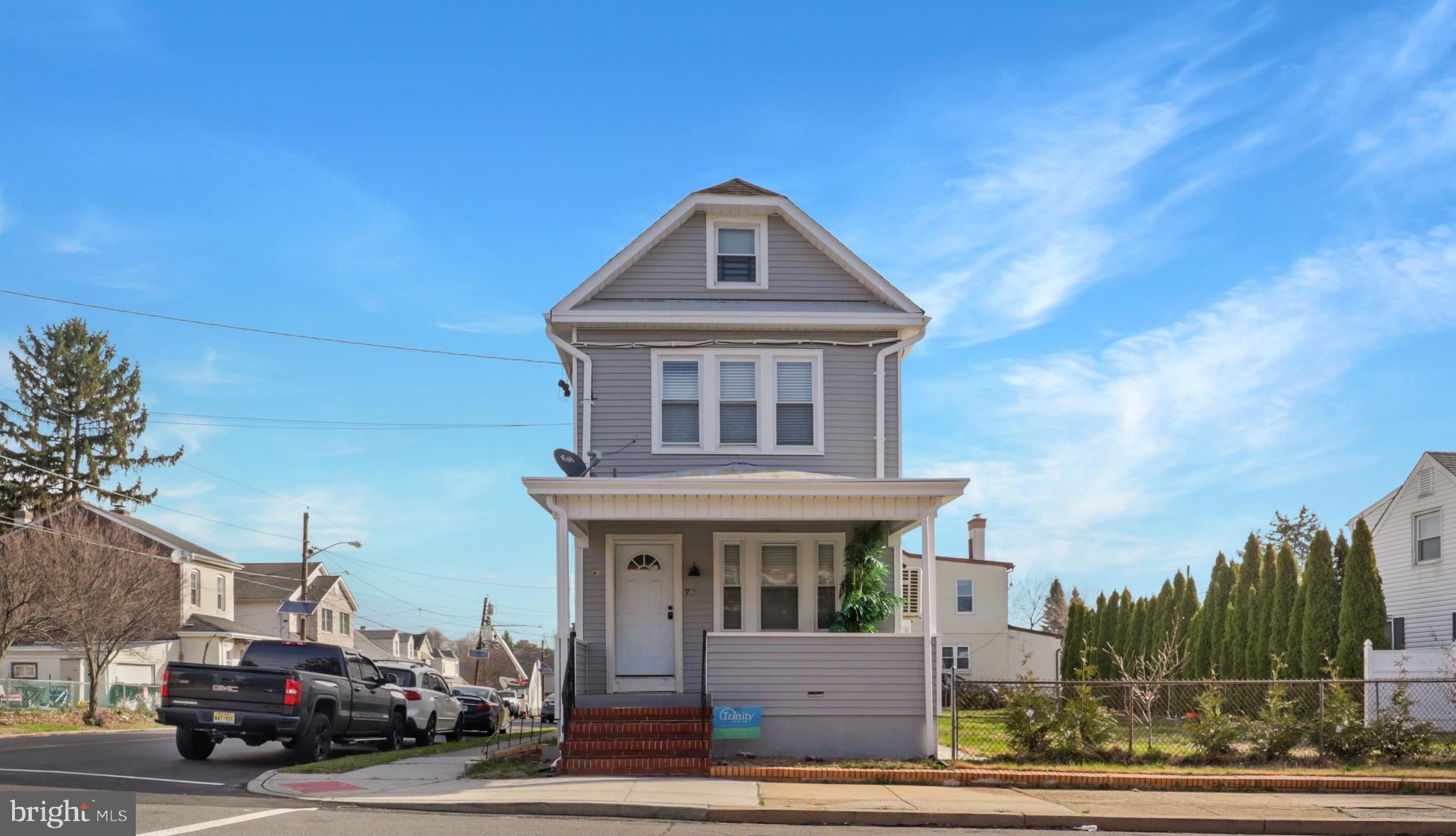 726 PLUM STREET
