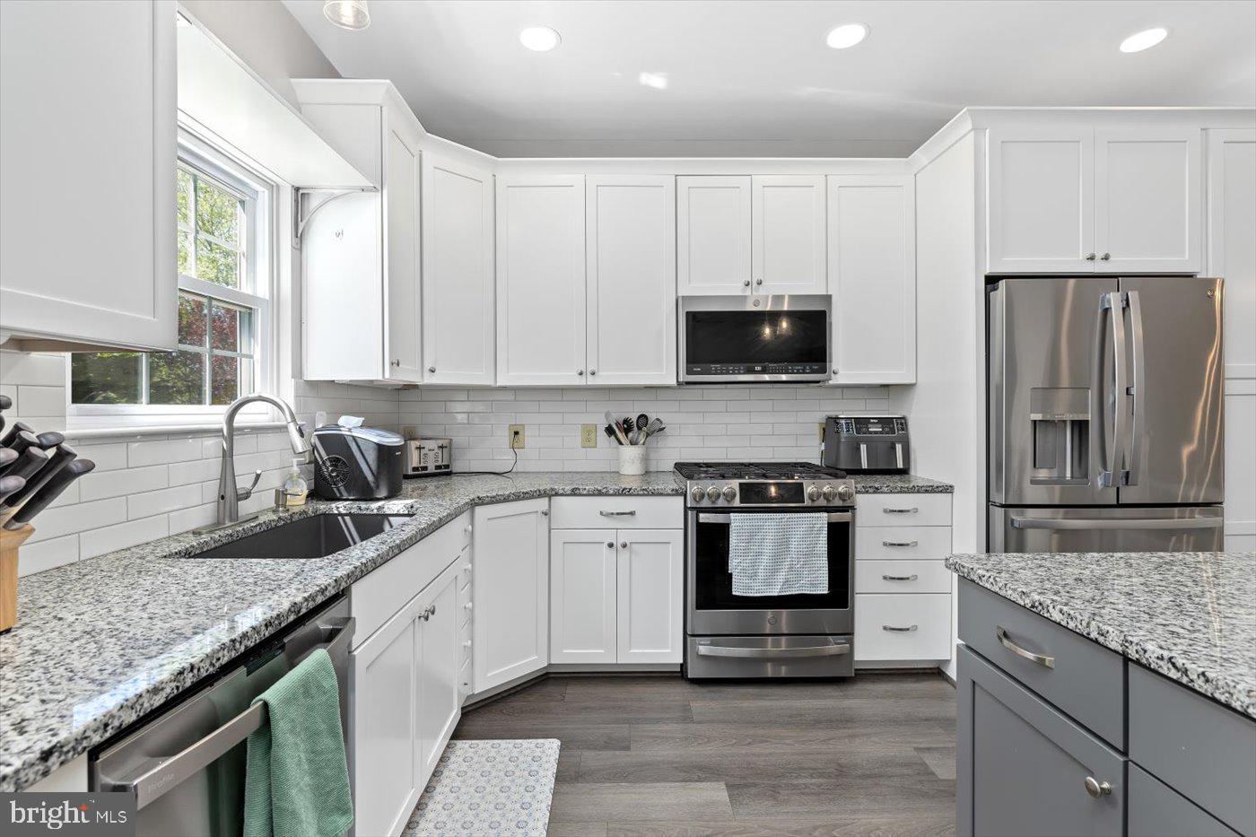 PARK RIDGE - Residential