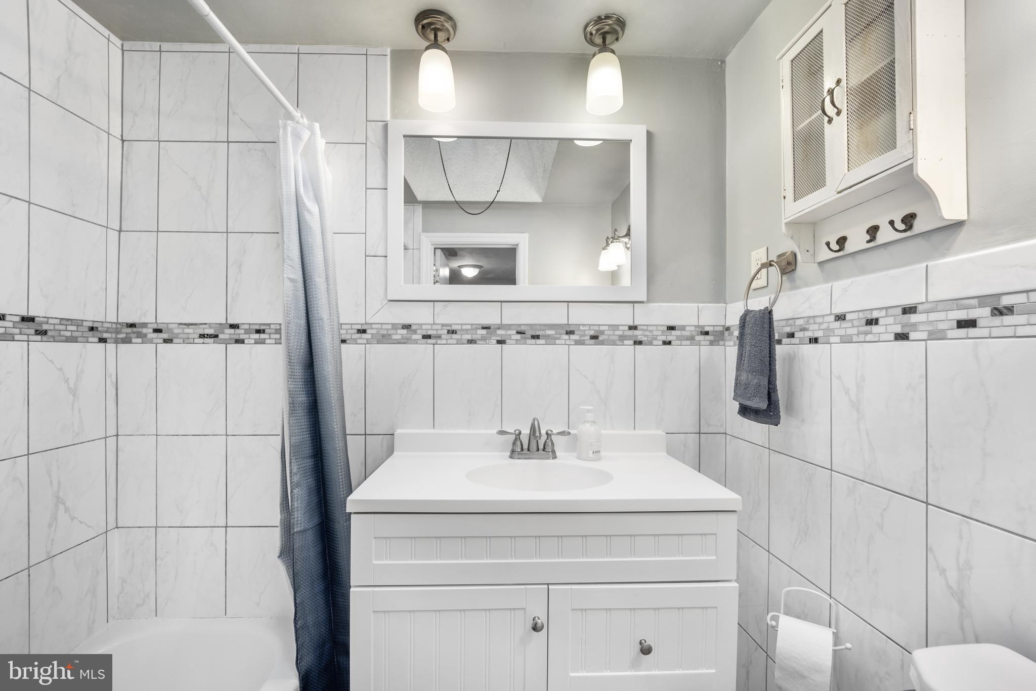 DELMAR VILLAGE - Residential