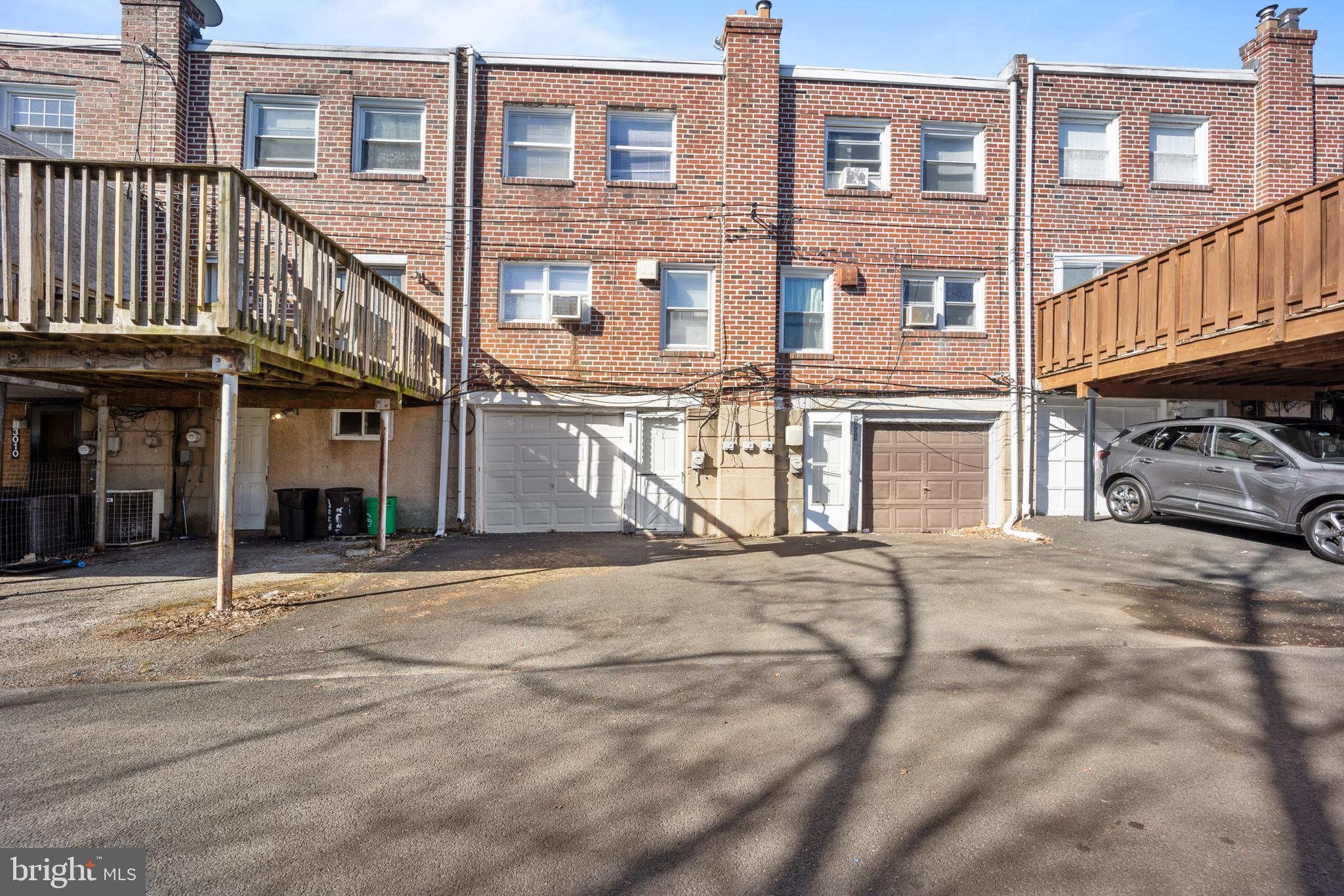 DELMAR VILLAGE - Residential