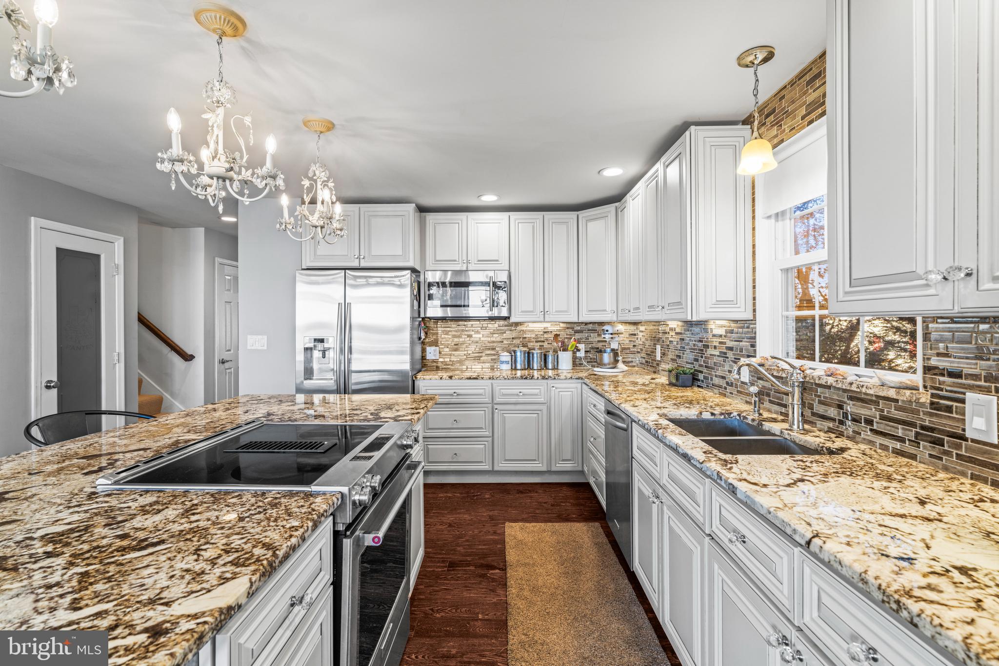 GLENHURST - Residential