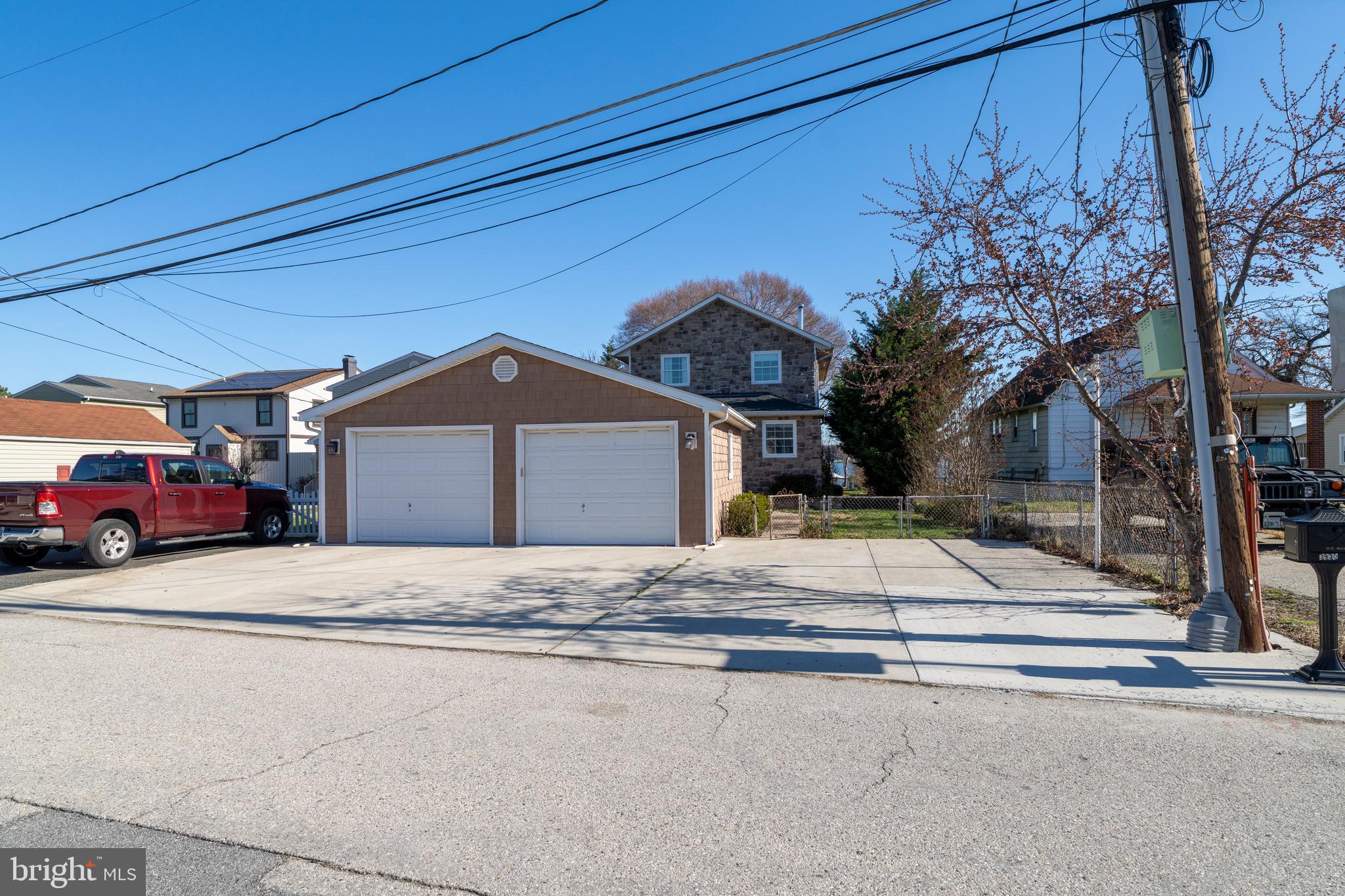 GLENHURST - Residential