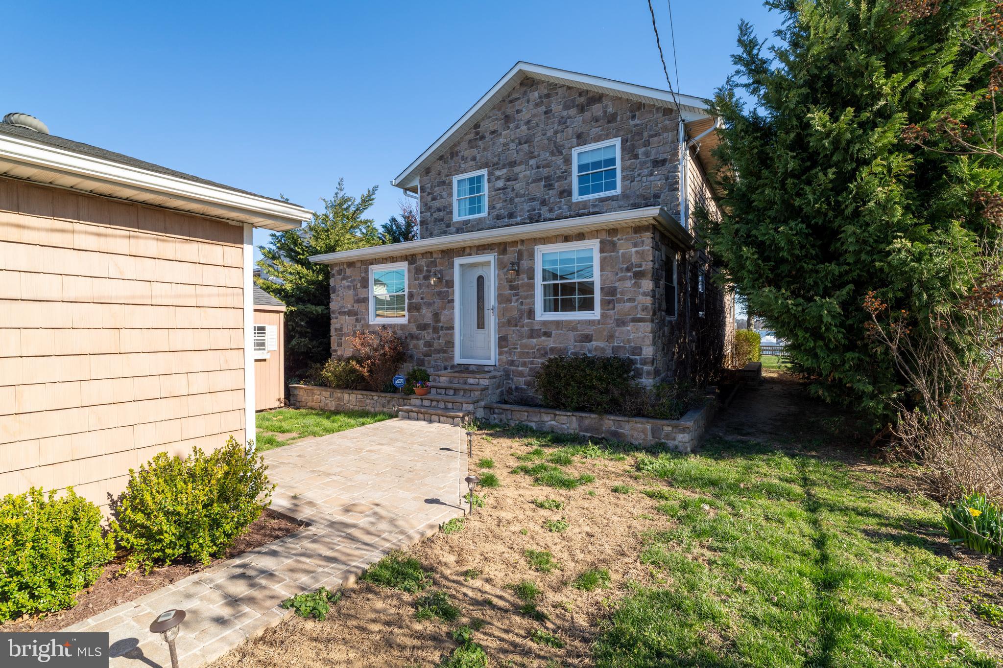 GLENHURST - Residential