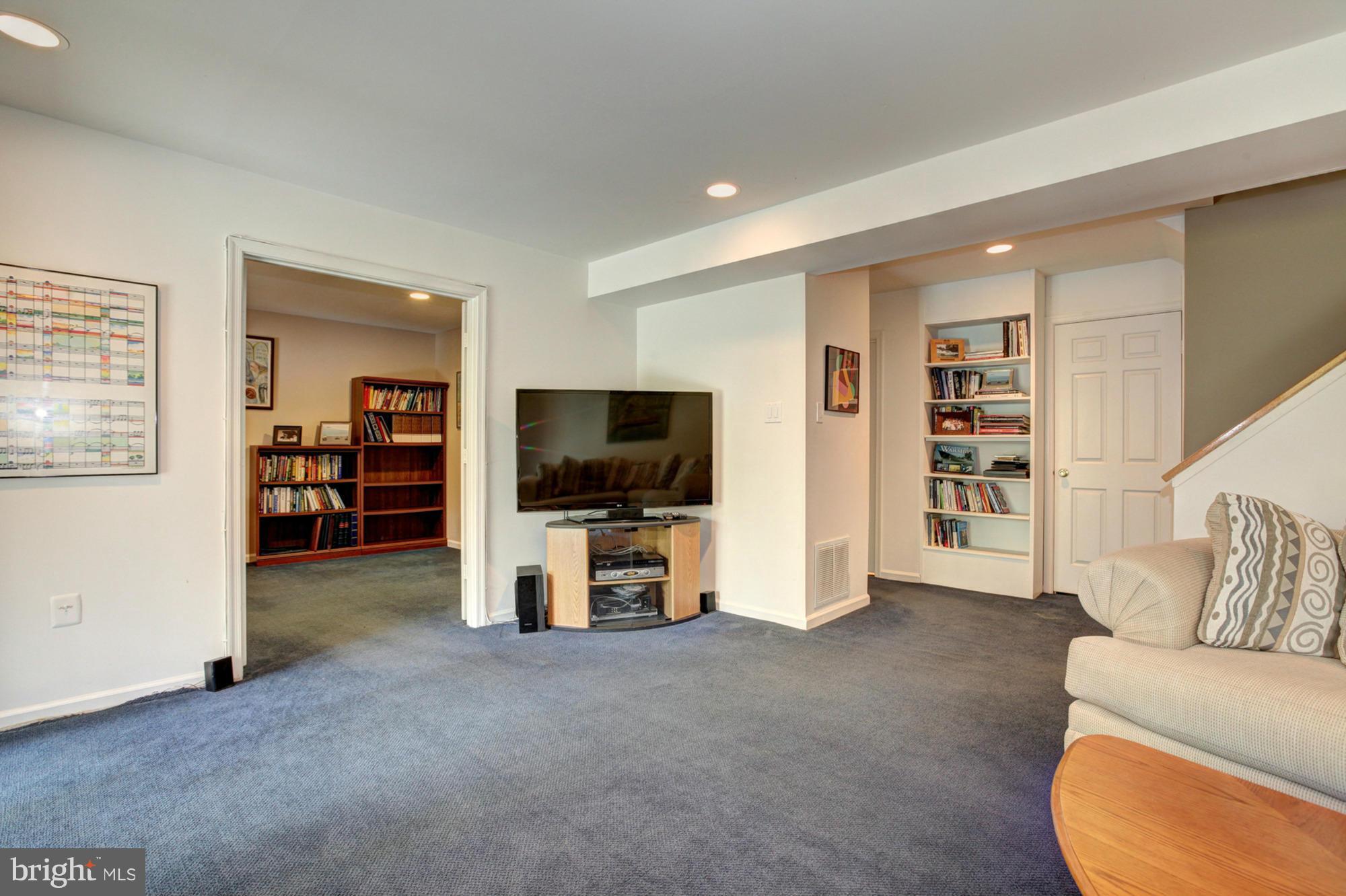 CABIN JOHN PARK - Residential