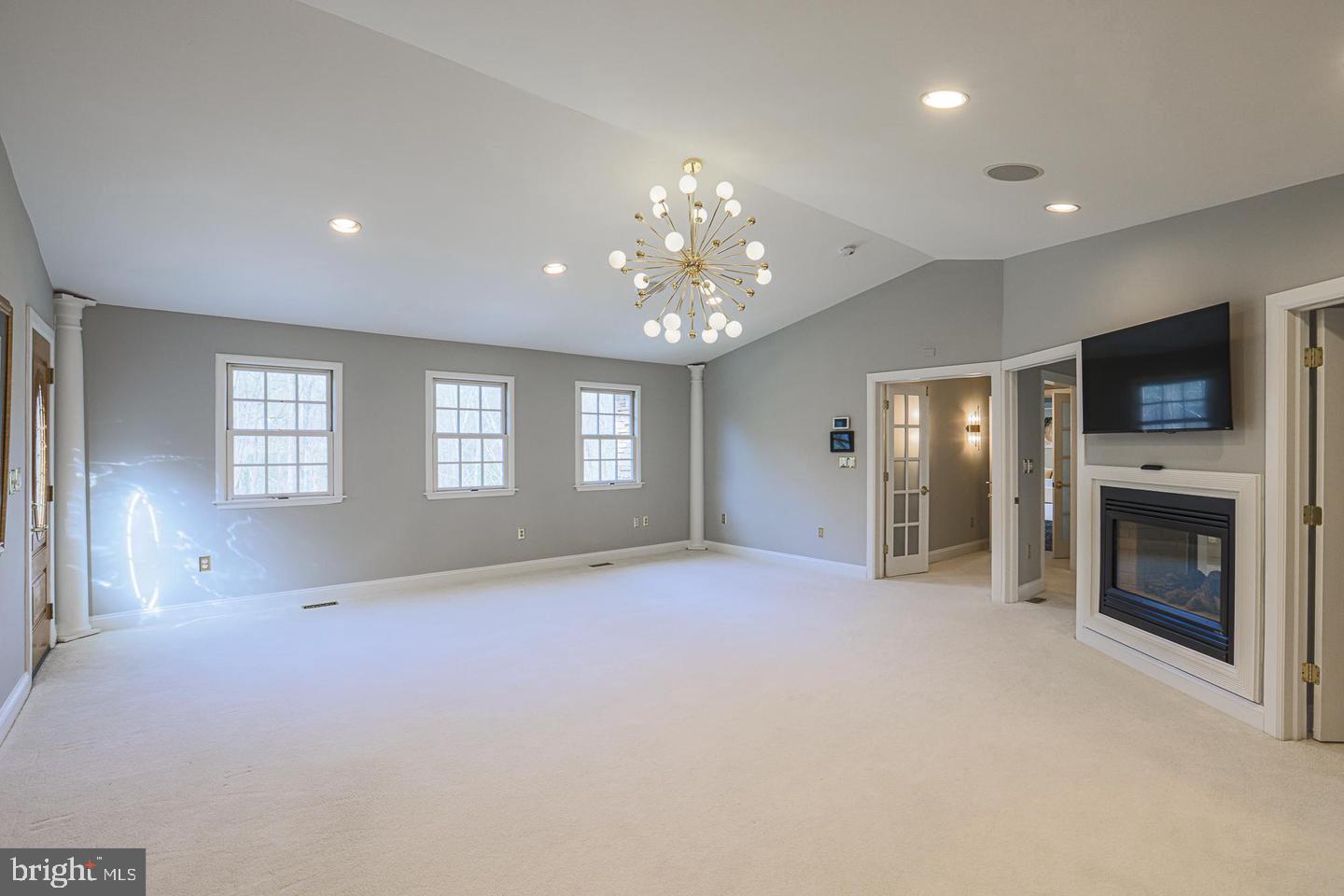 OWINGS MILLS - Residential