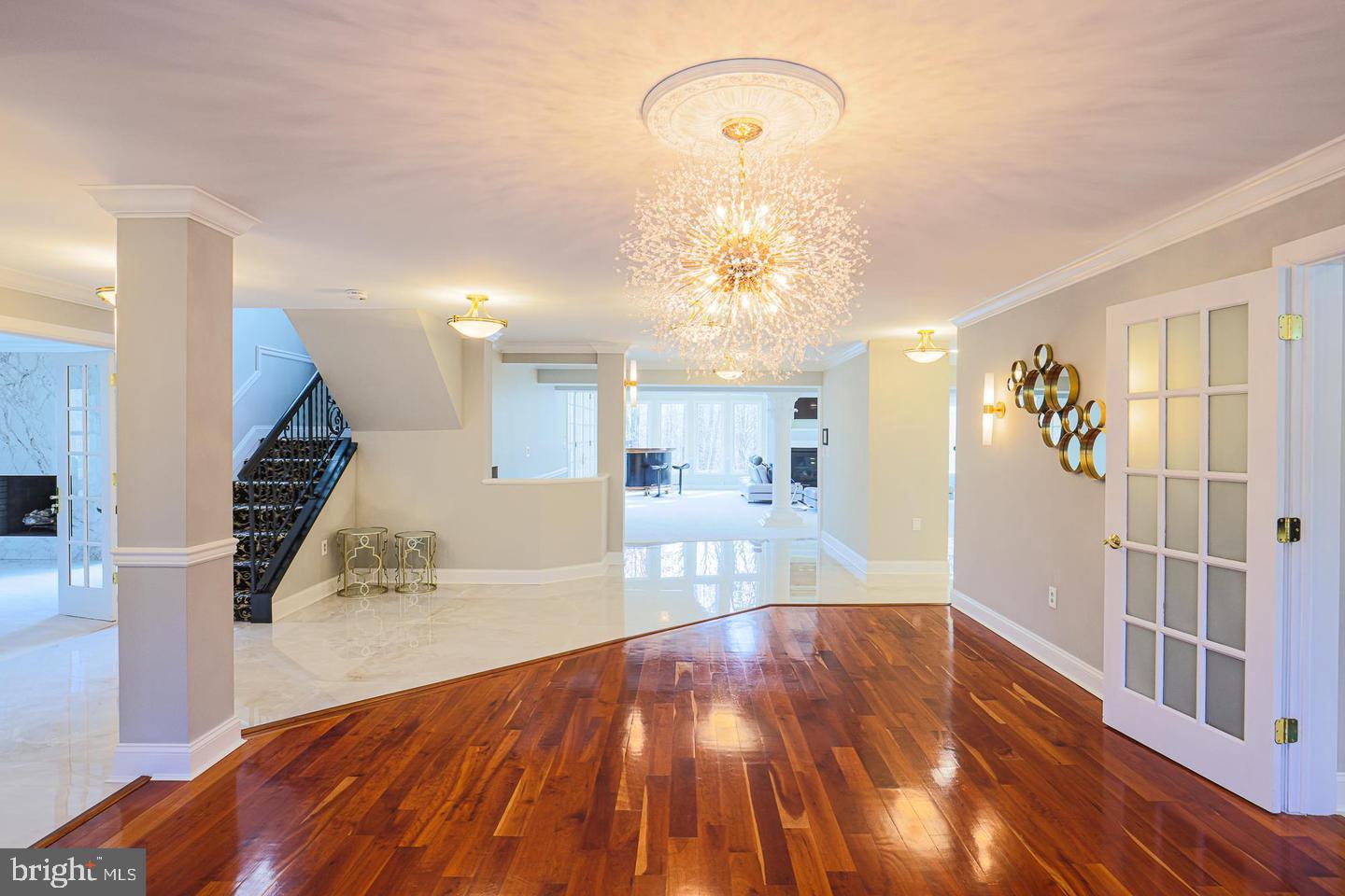 OWINGS MILLS - Residential