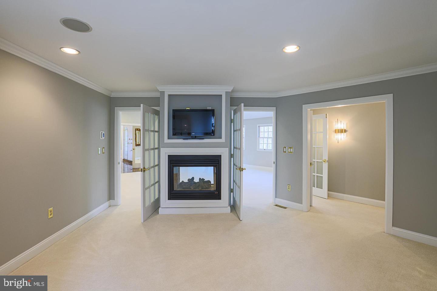 OWINGS MILLS - Residential