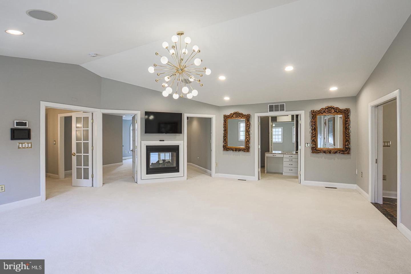 OWINGS MILLS - Residential