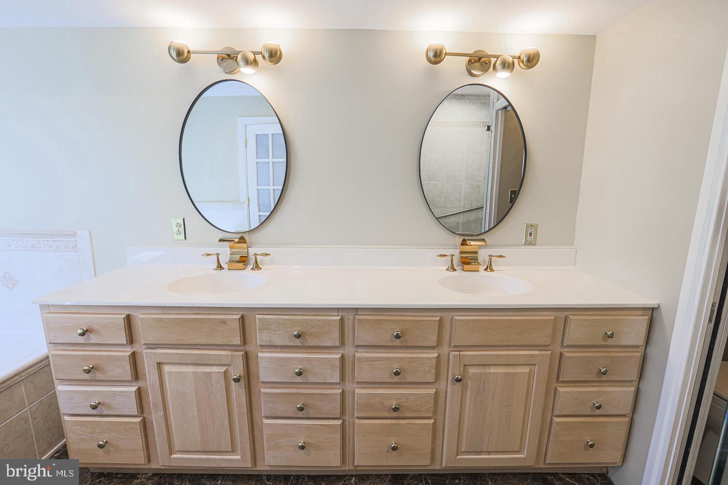 OWINGS MILLS - Residential