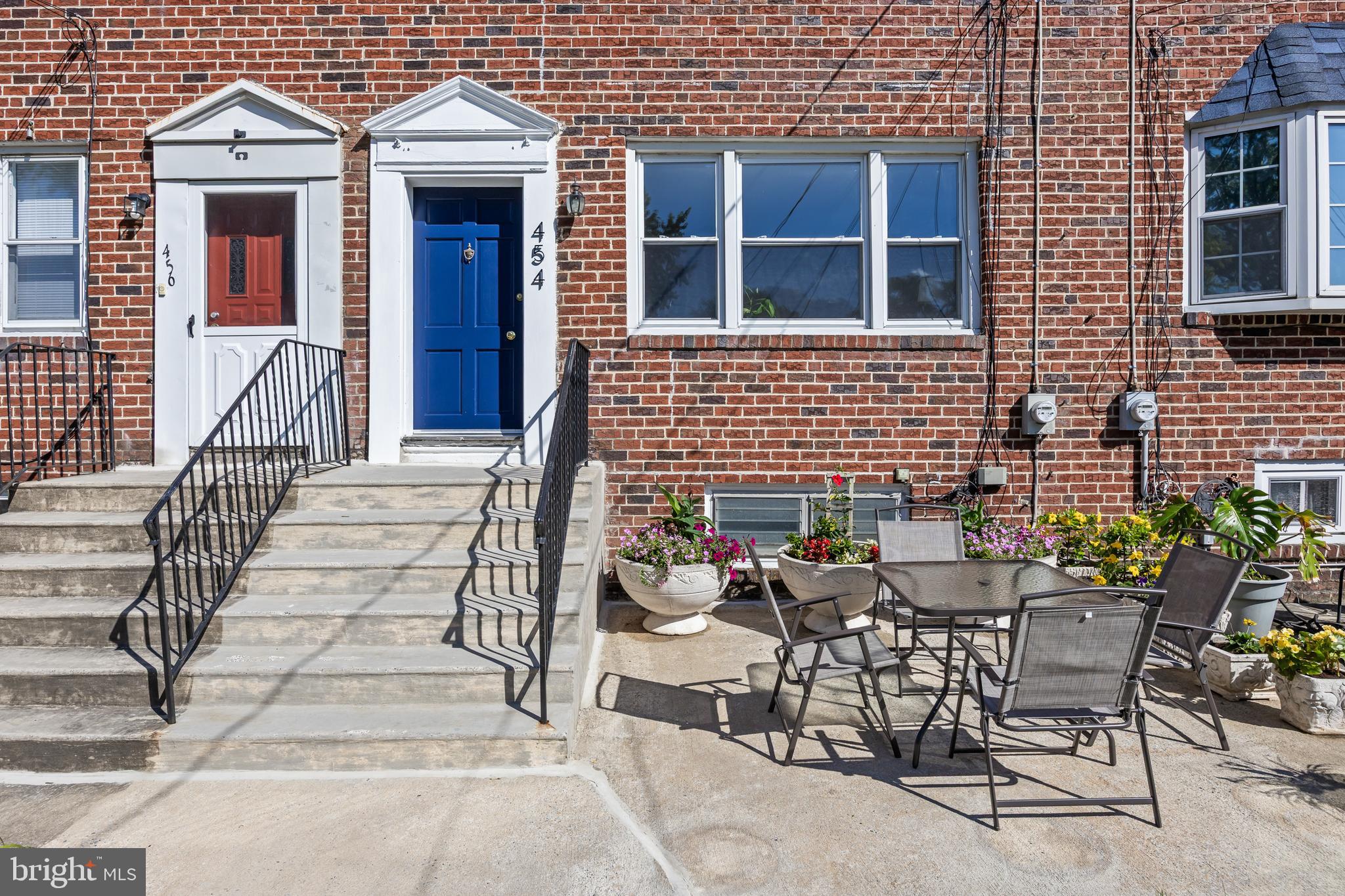 454 WOODLAWN TERRACE