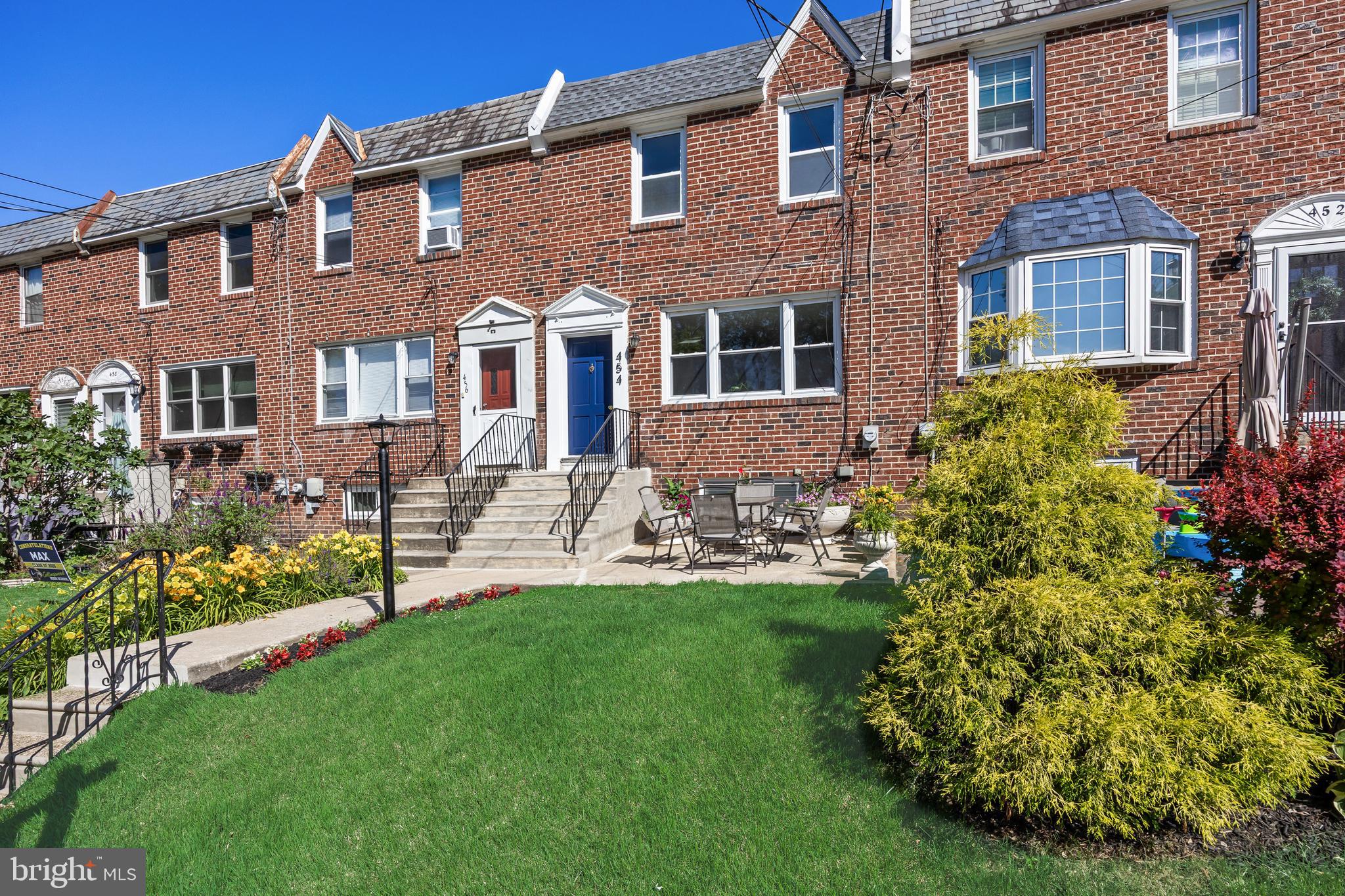 454 WOODLAWN TERRACE