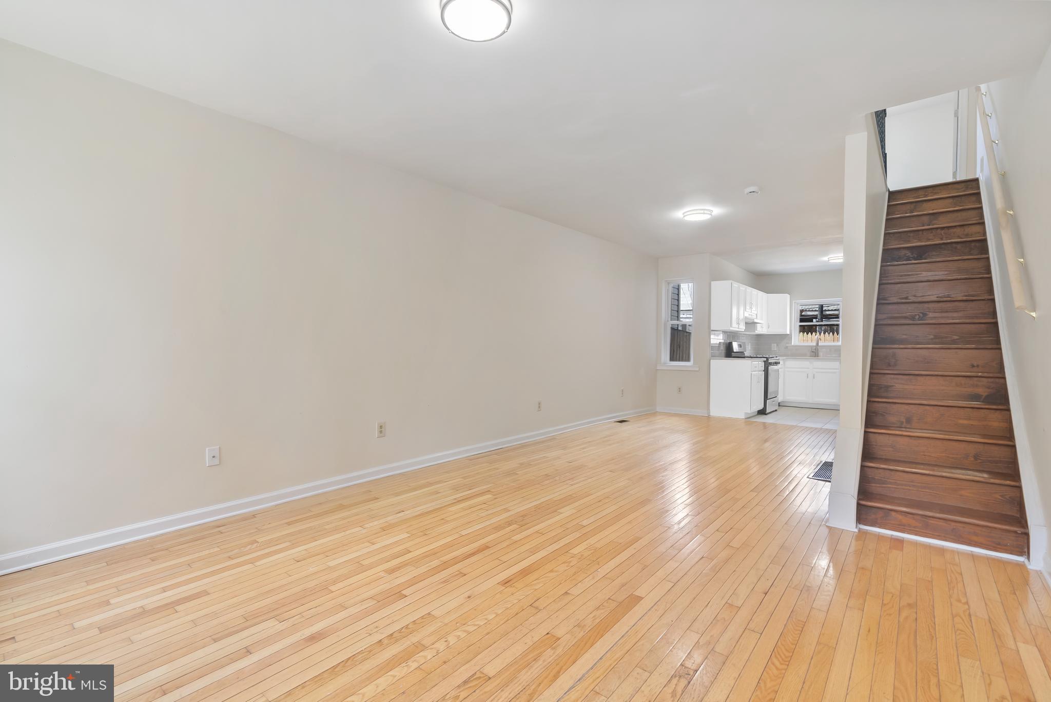 POINT BREEZE - Residential