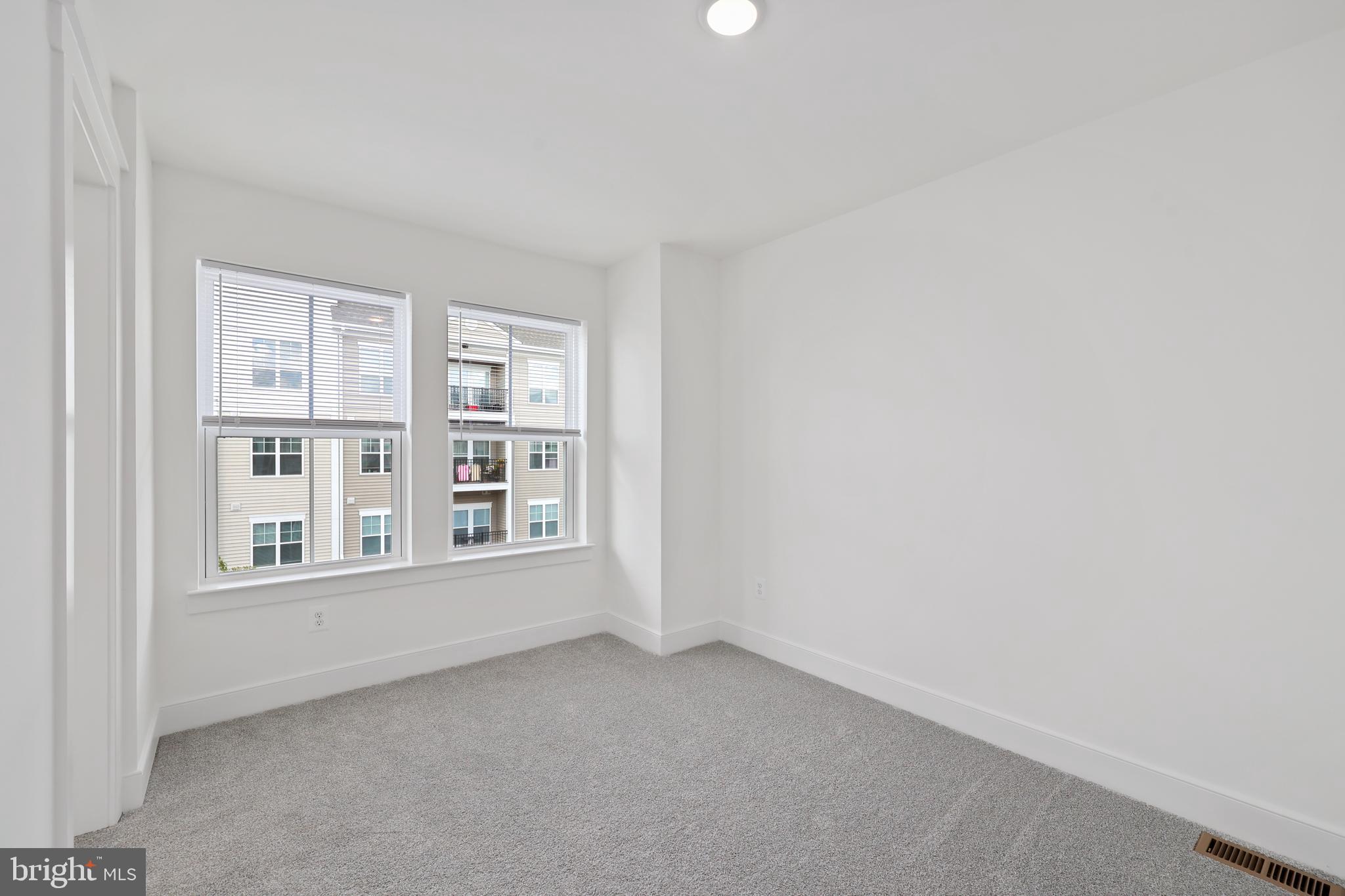 THE GROVE AT JACKSON VILLAGE - Residential Lease