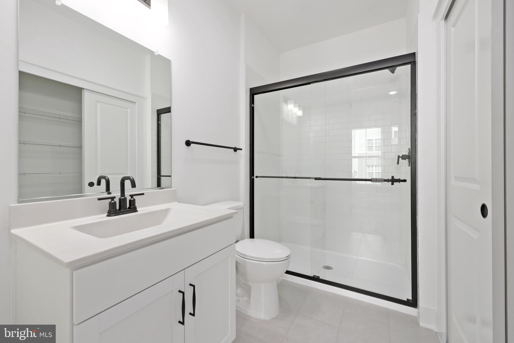 THE GROVE AT JACKSON VILLAGE - Residential Lease