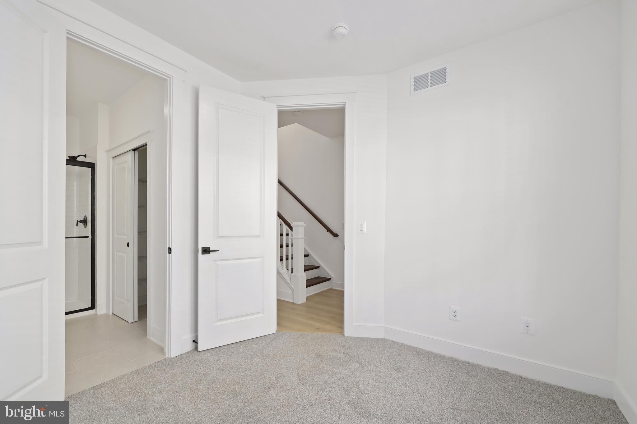 THE GROVE AT JACKSON VILLAGE - Residential Lease