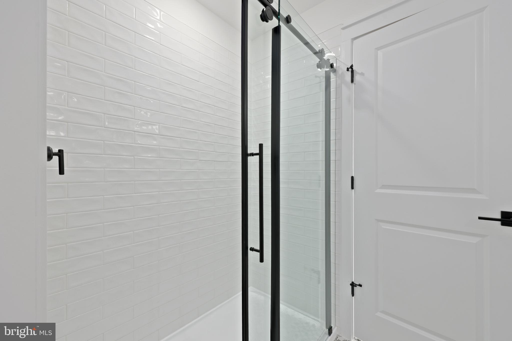 THE GROVE AT JACKSON VILLAGE - Residential Lease