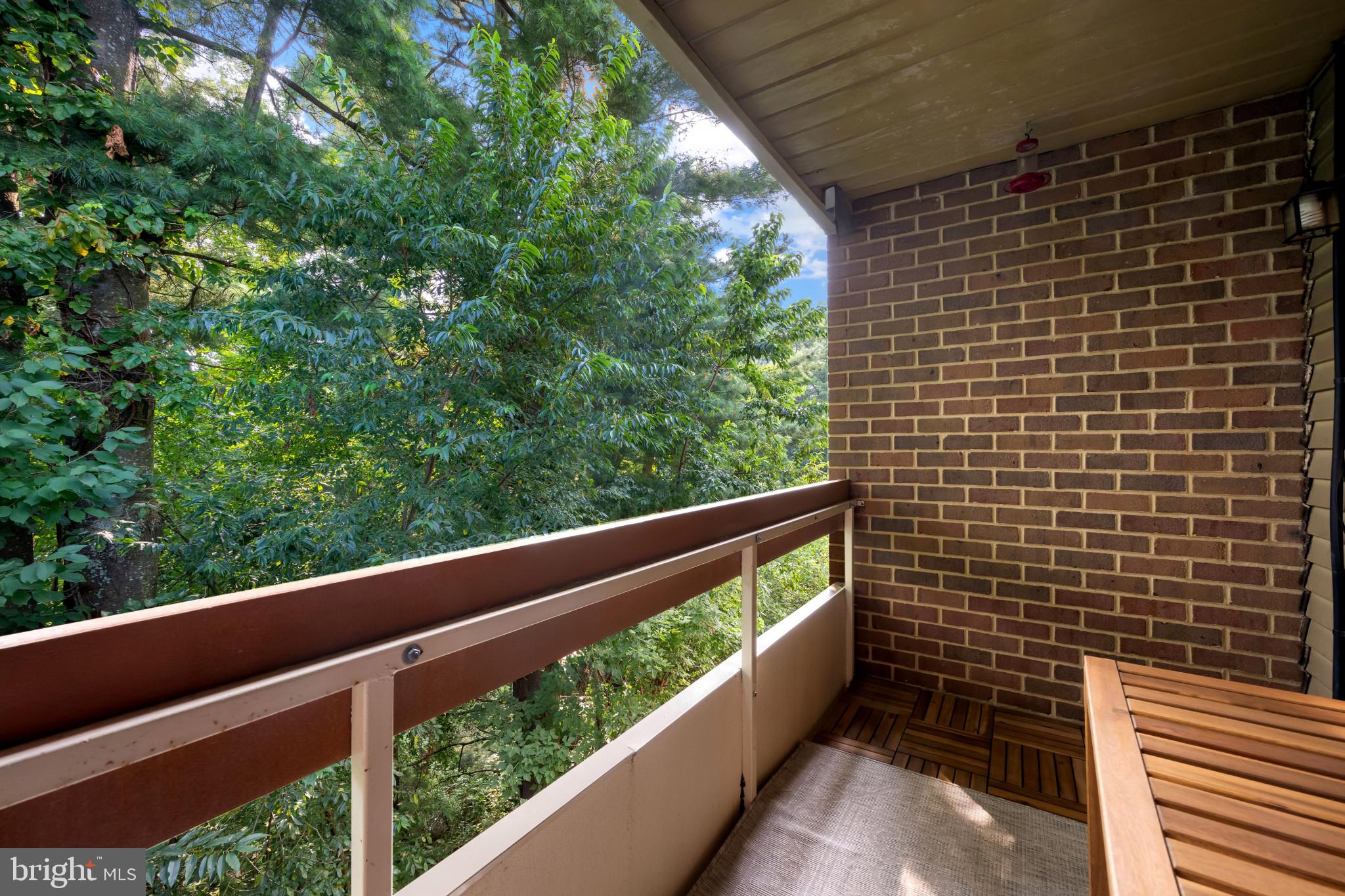 HAMPSTEAD VALLEY - Residential