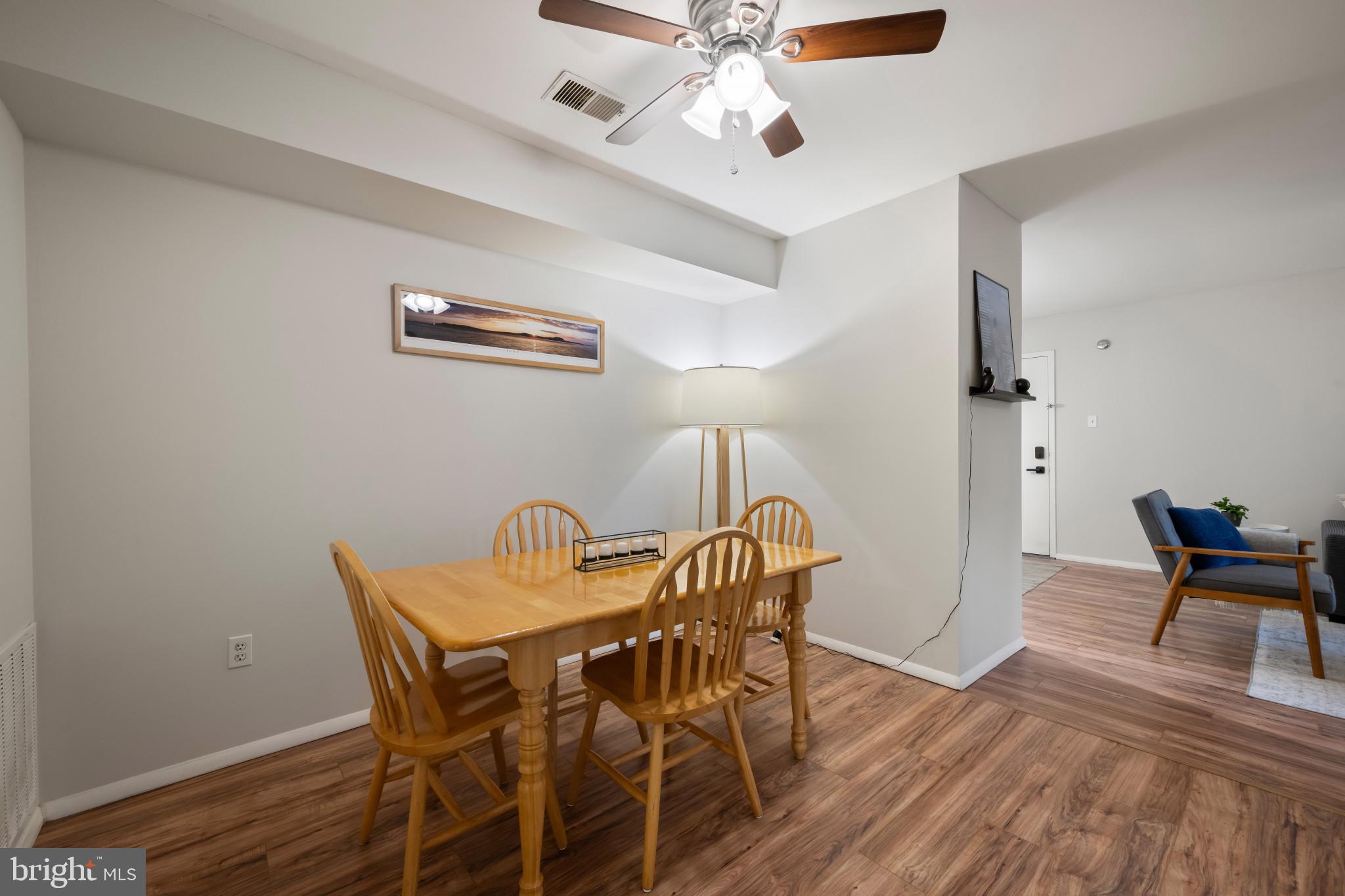 HAMPSTEAD VALLEY - Residential