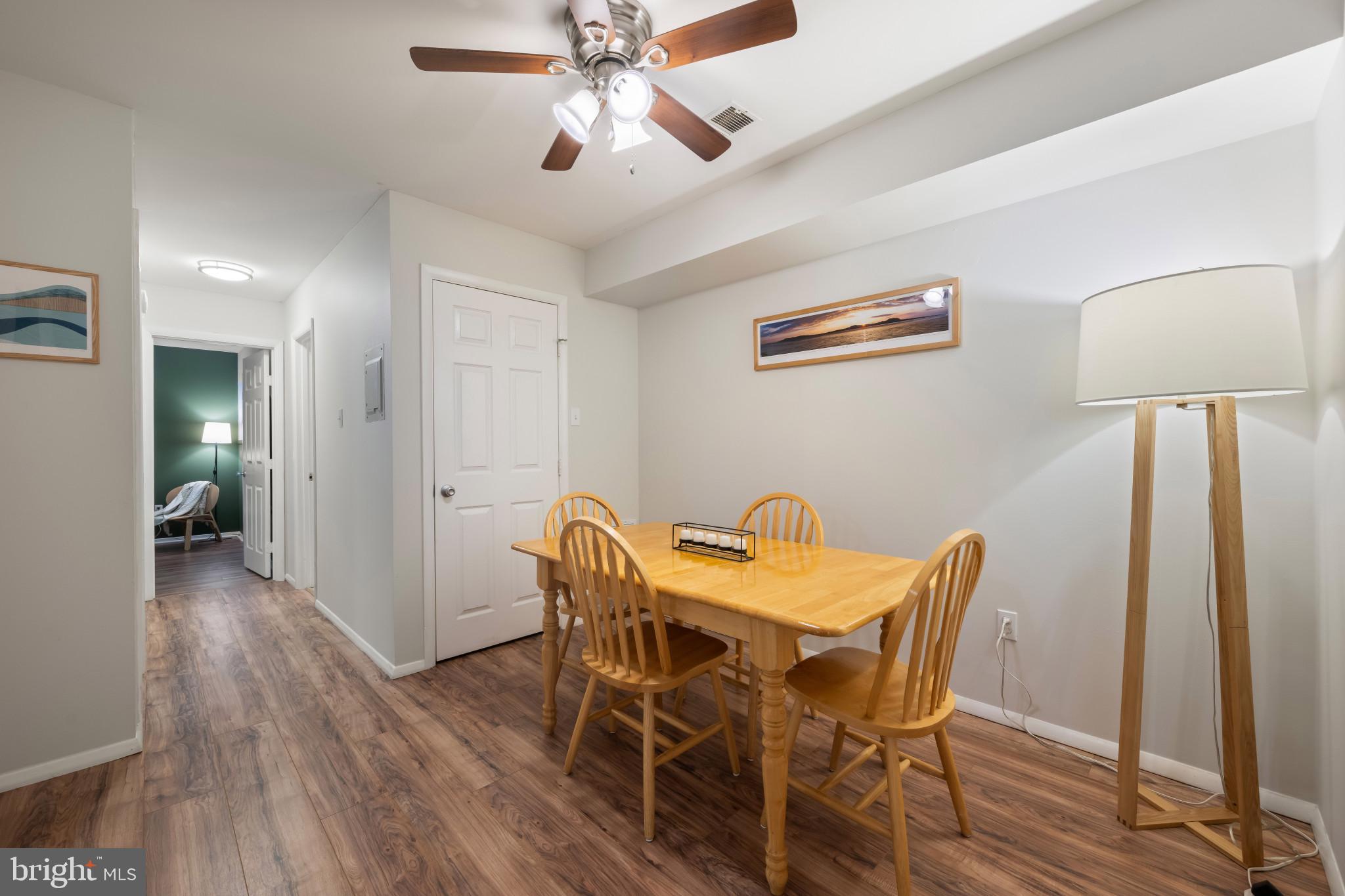 HAMPSTEAD VALLEY - Residential