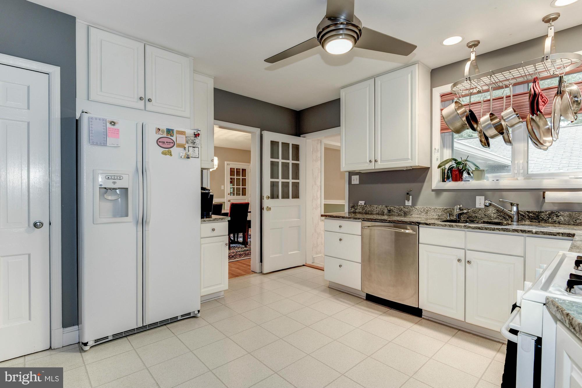 GREENWICH FOREST - Residential