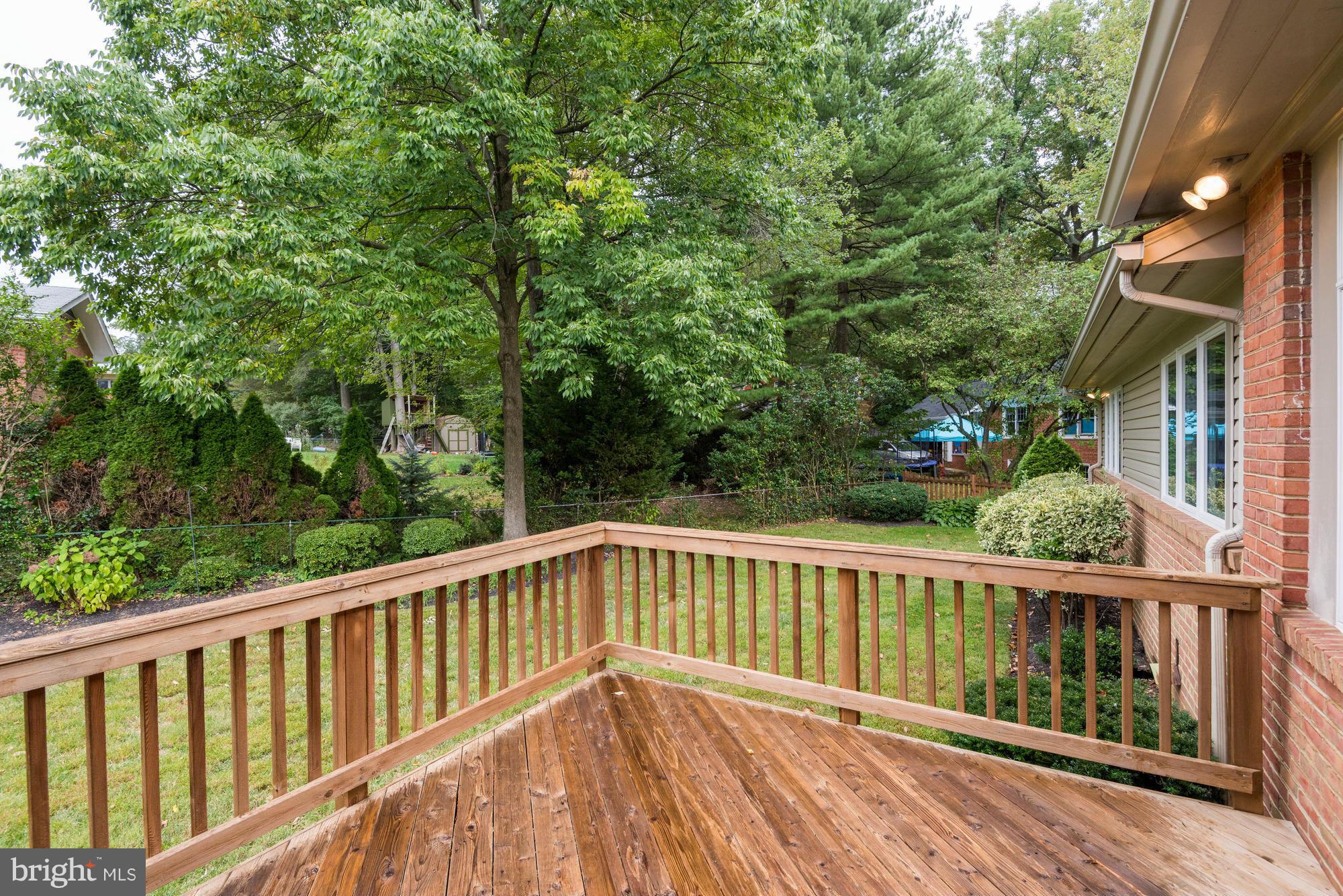 GREENWICH FOREST - Residential