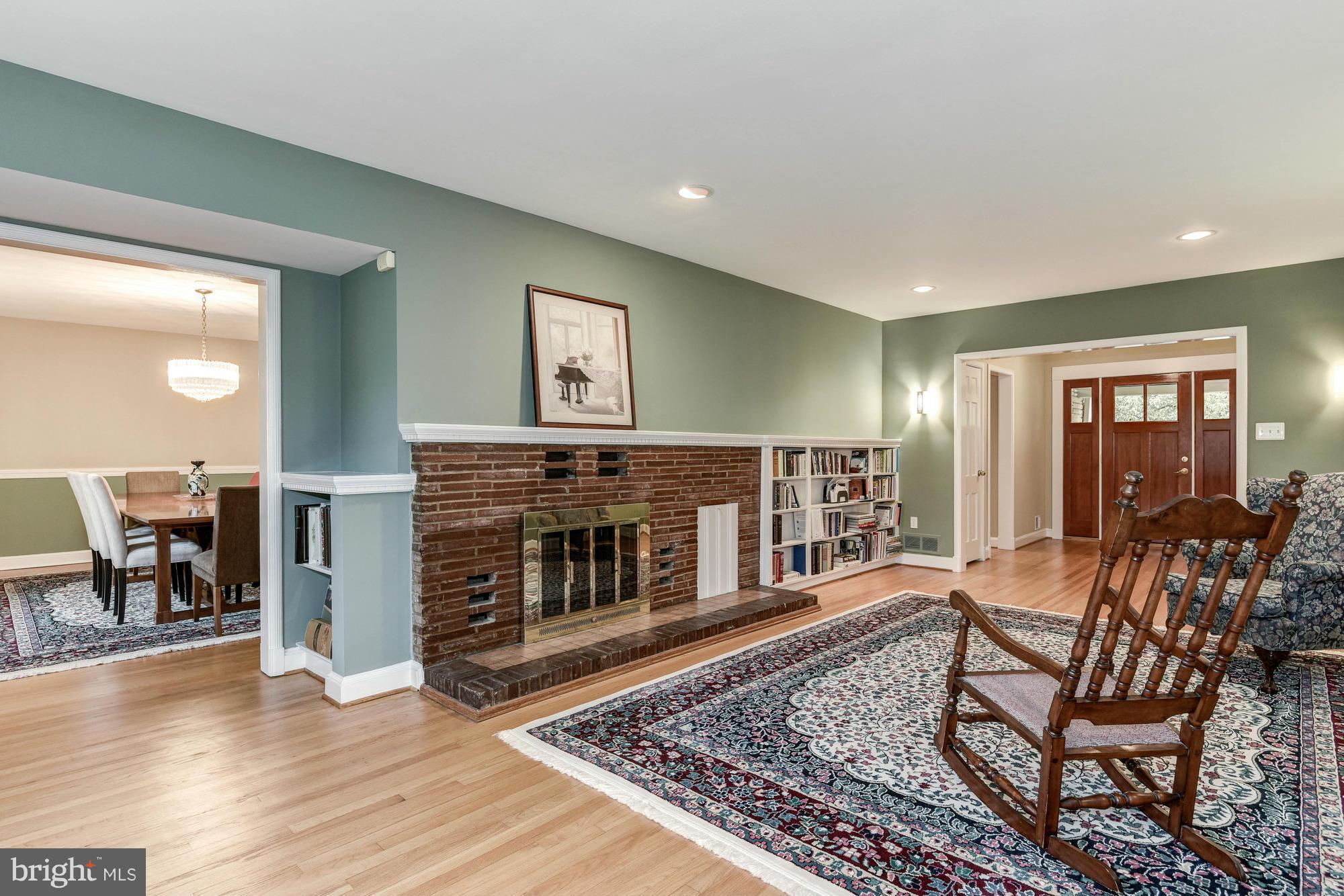 GREENWICH FOREST - Residential