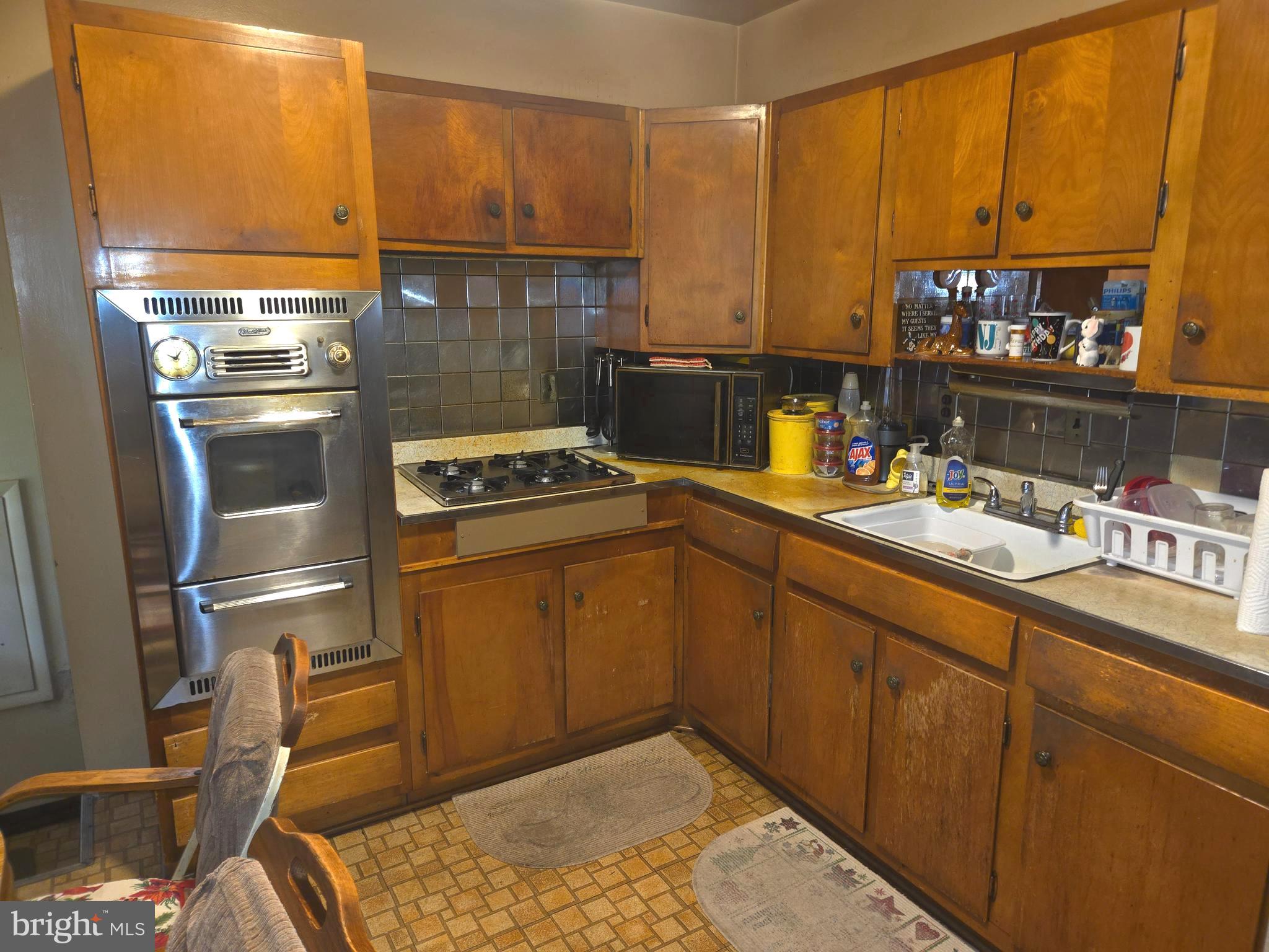 3510 ROCKDALE COURT
