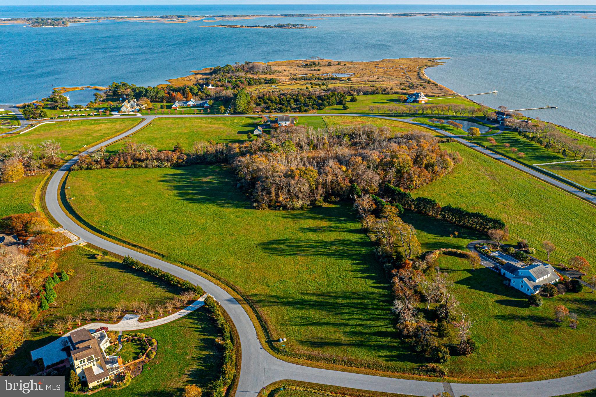 SOUTH POINT FARMS - Land