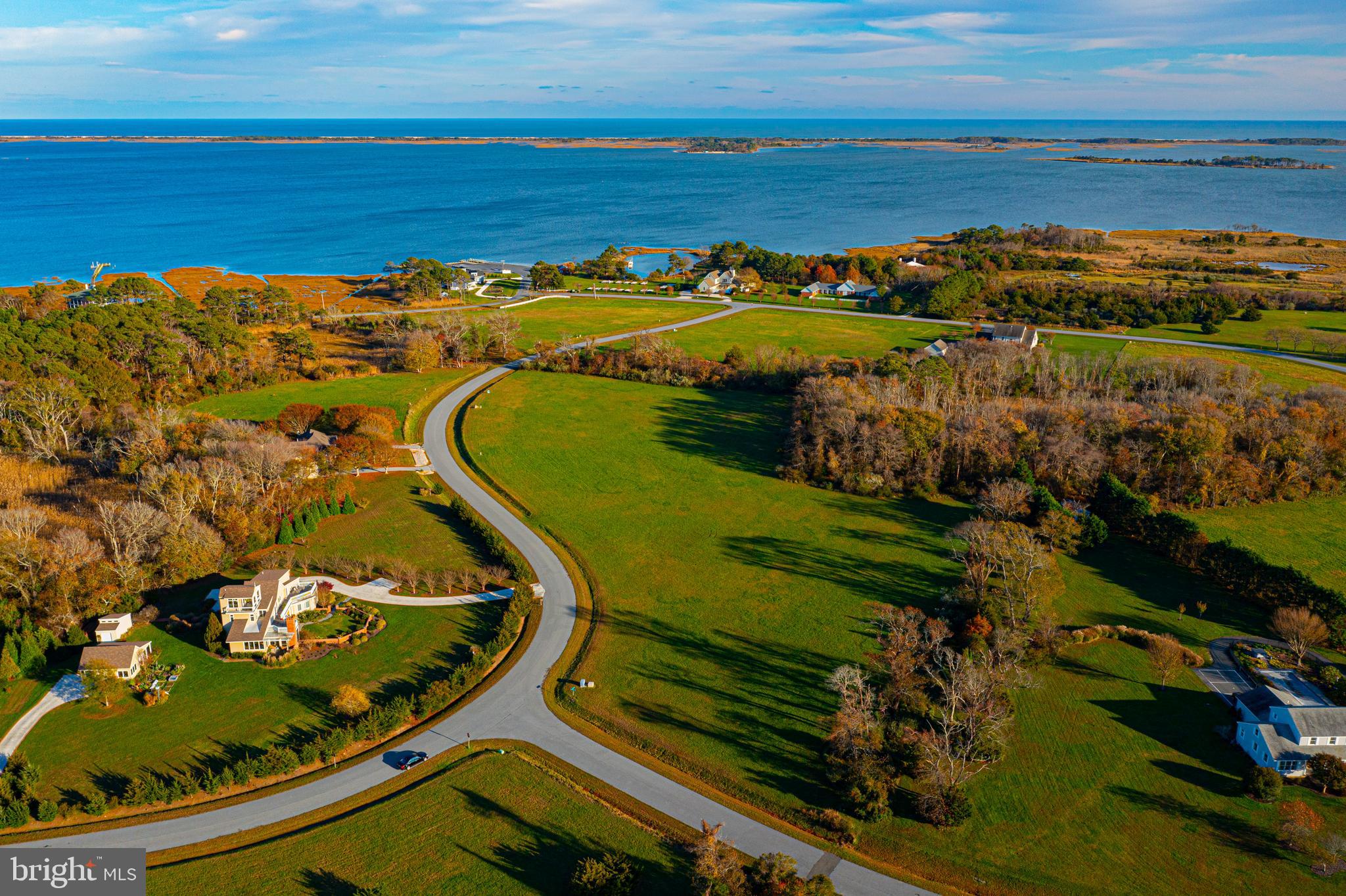 SOUTH POINT FARMS - Land