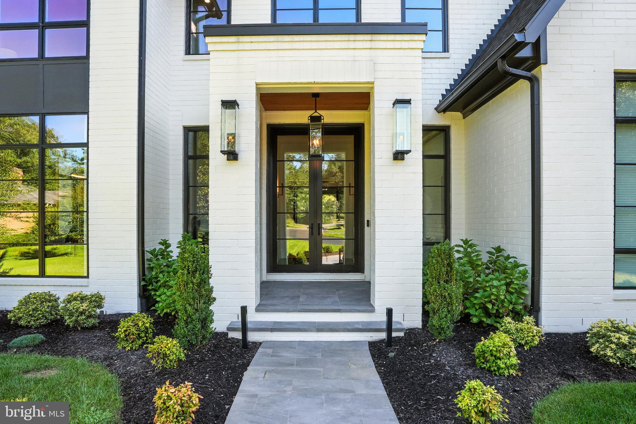 1200 JOSSIE LANE