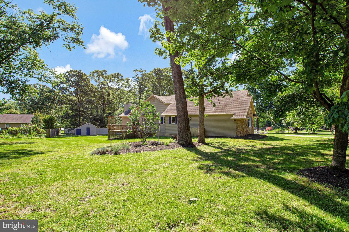 ELMHURST STATION - Residential