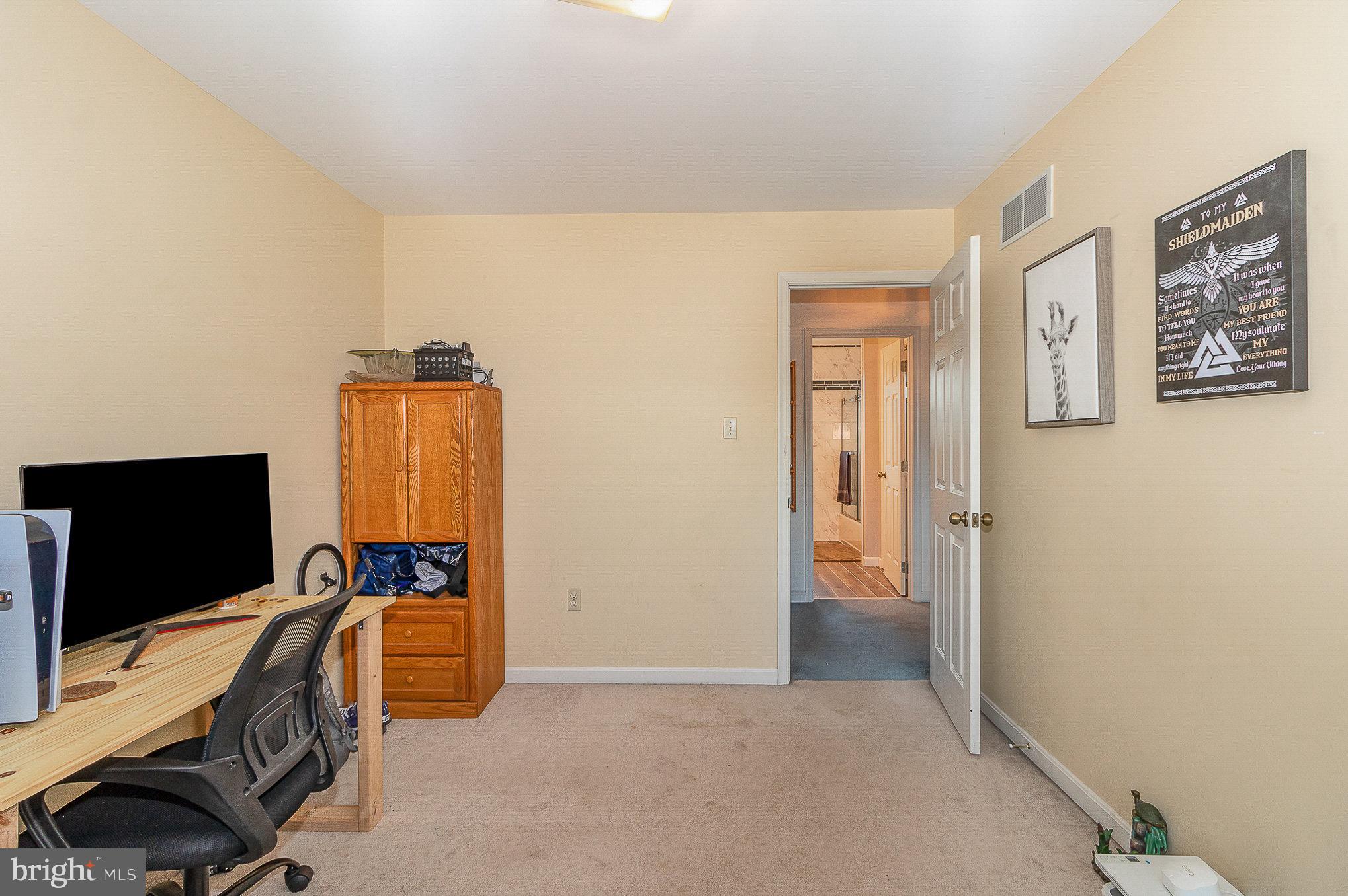 BERRY MOUNTAIN ESTATES - Residential