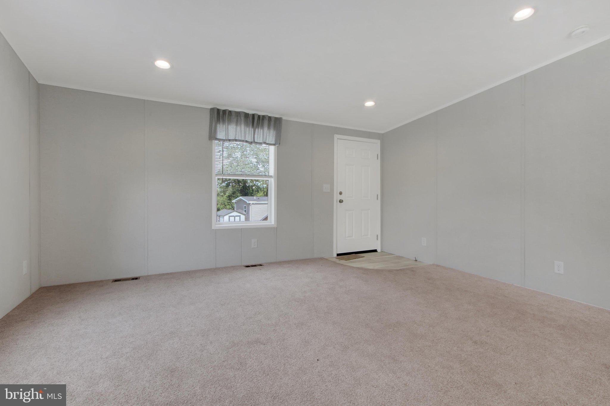 119 CHESTNUT HILL DRIVE