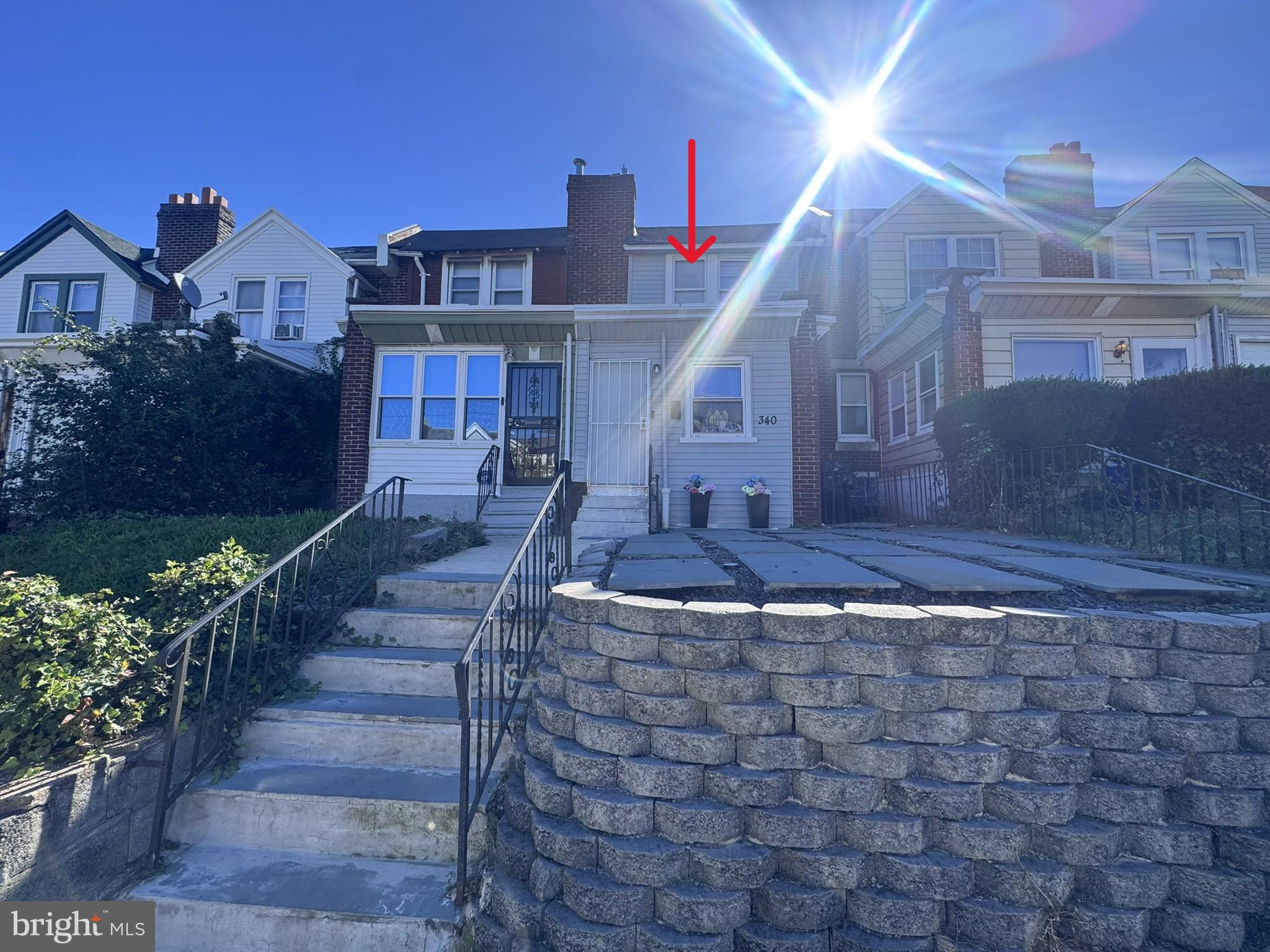 340 W BERKLEY STREET