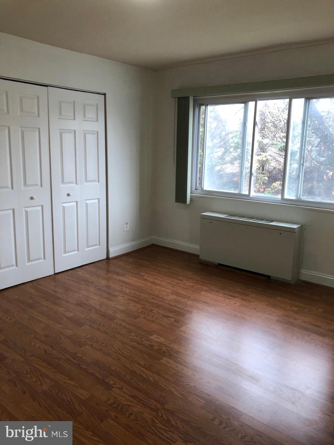 HYATTSVILLE - Residential