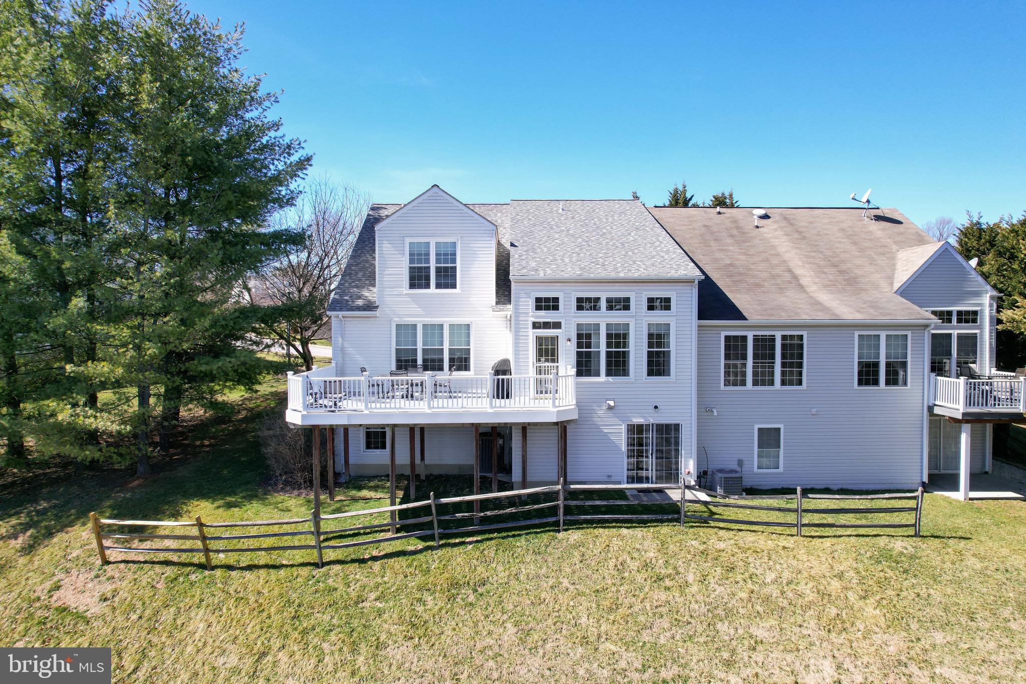 MASTERS RETREAT - Residential