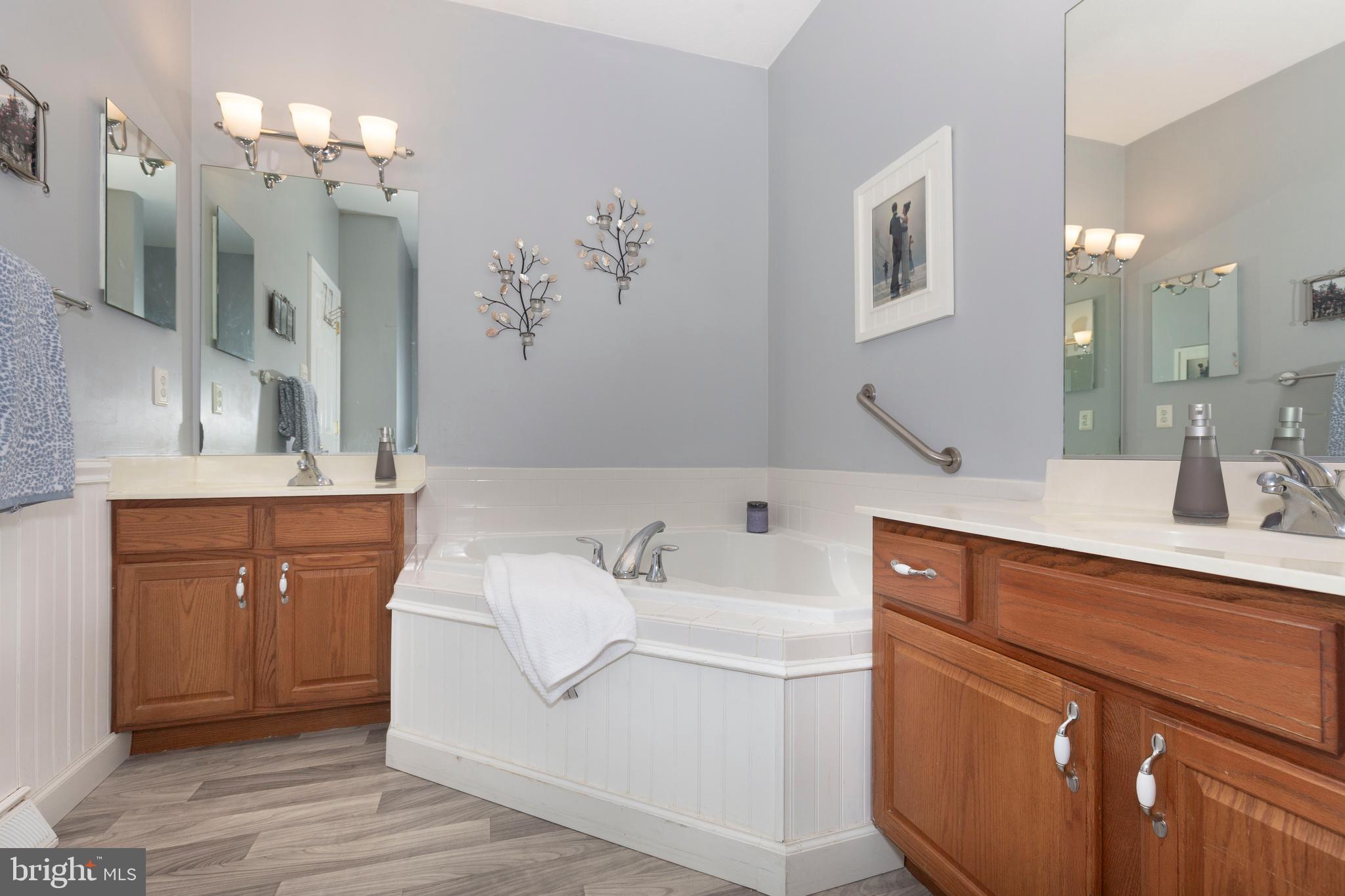 MASTERS RETREAT - Residential