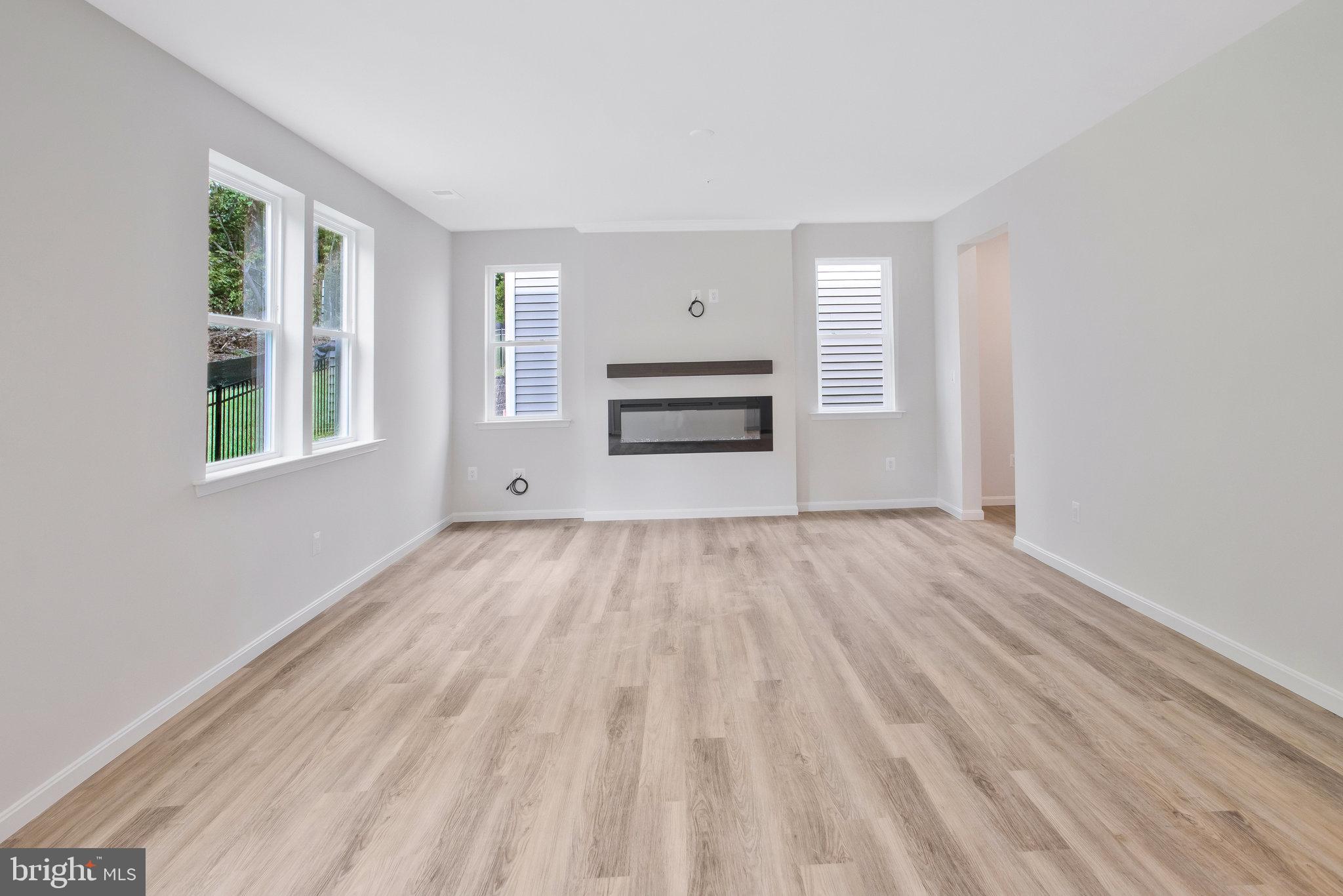 LOVING ESTATES - Residential