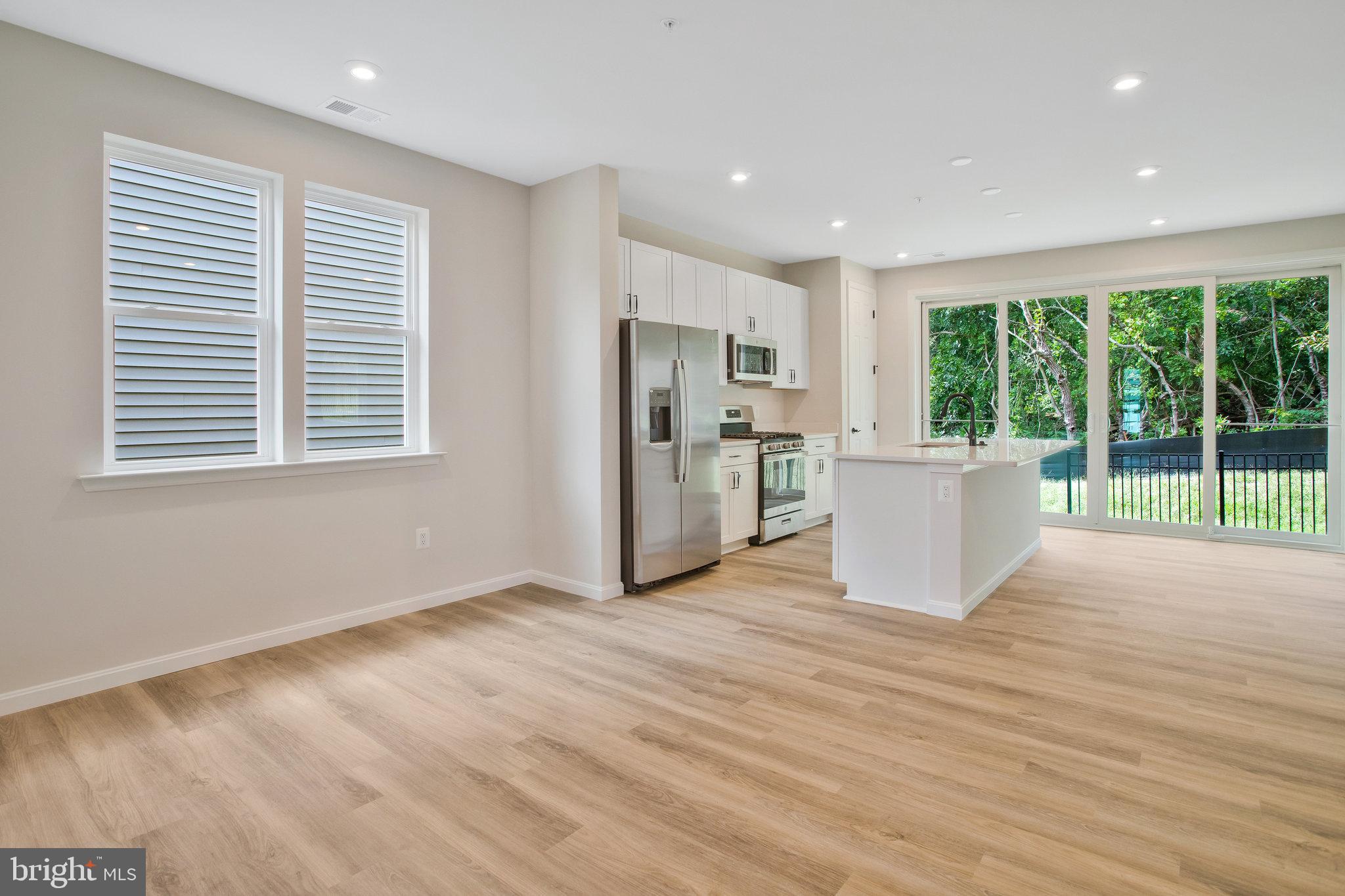 LOVING ESTATES - Residential