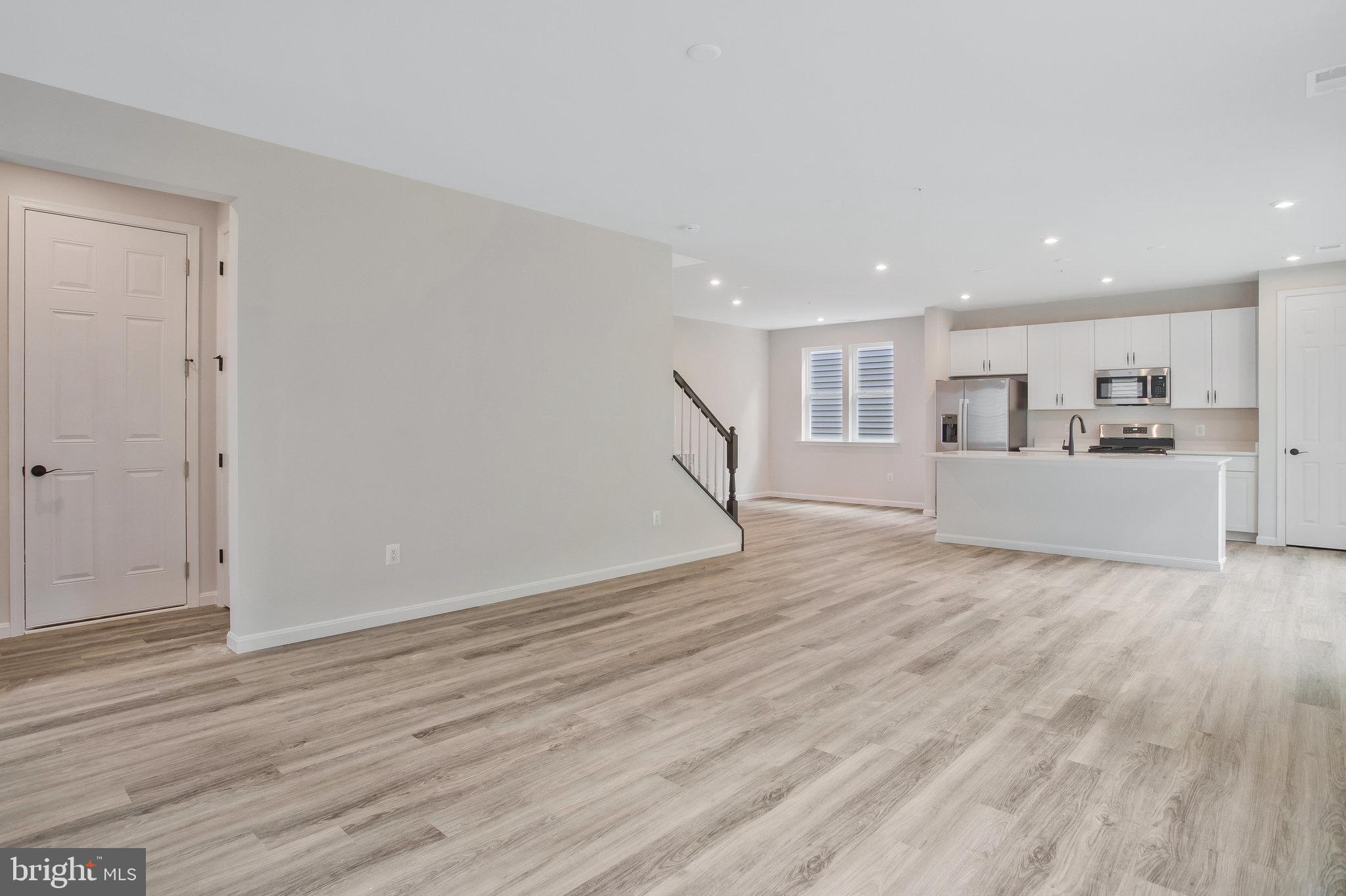 LOVING ESTATES - Residential