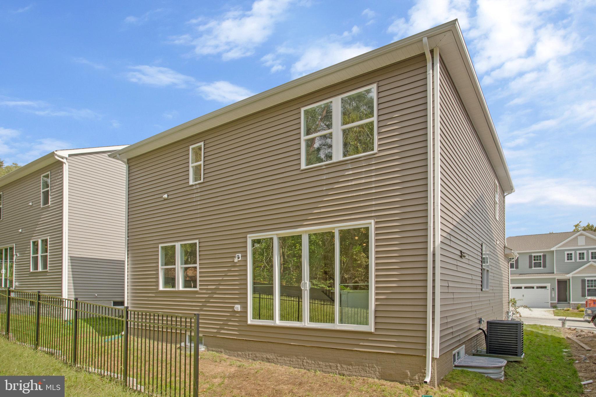 LOVING ESTATES - Residential