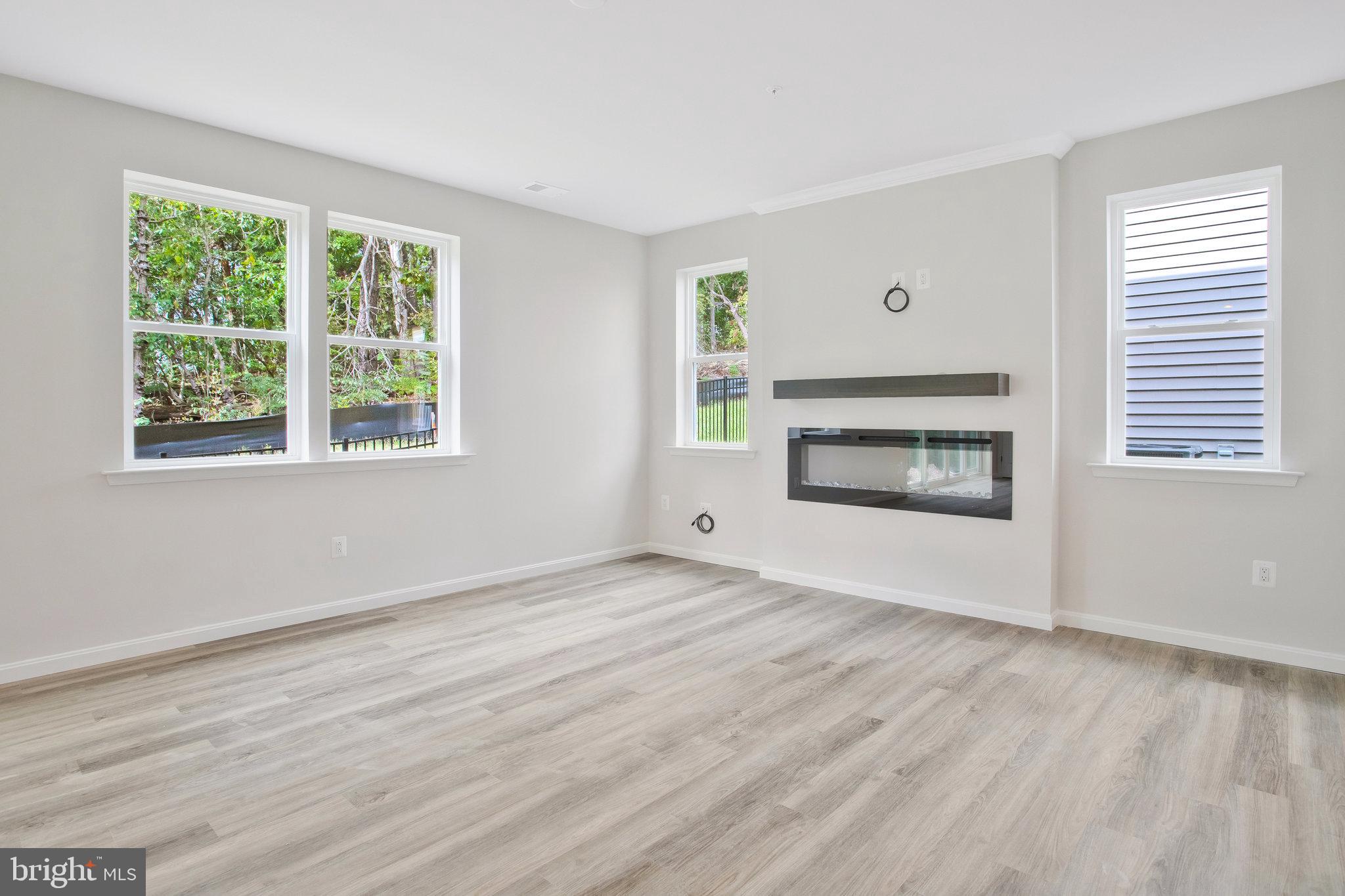 LOVING ESTATES - Residential