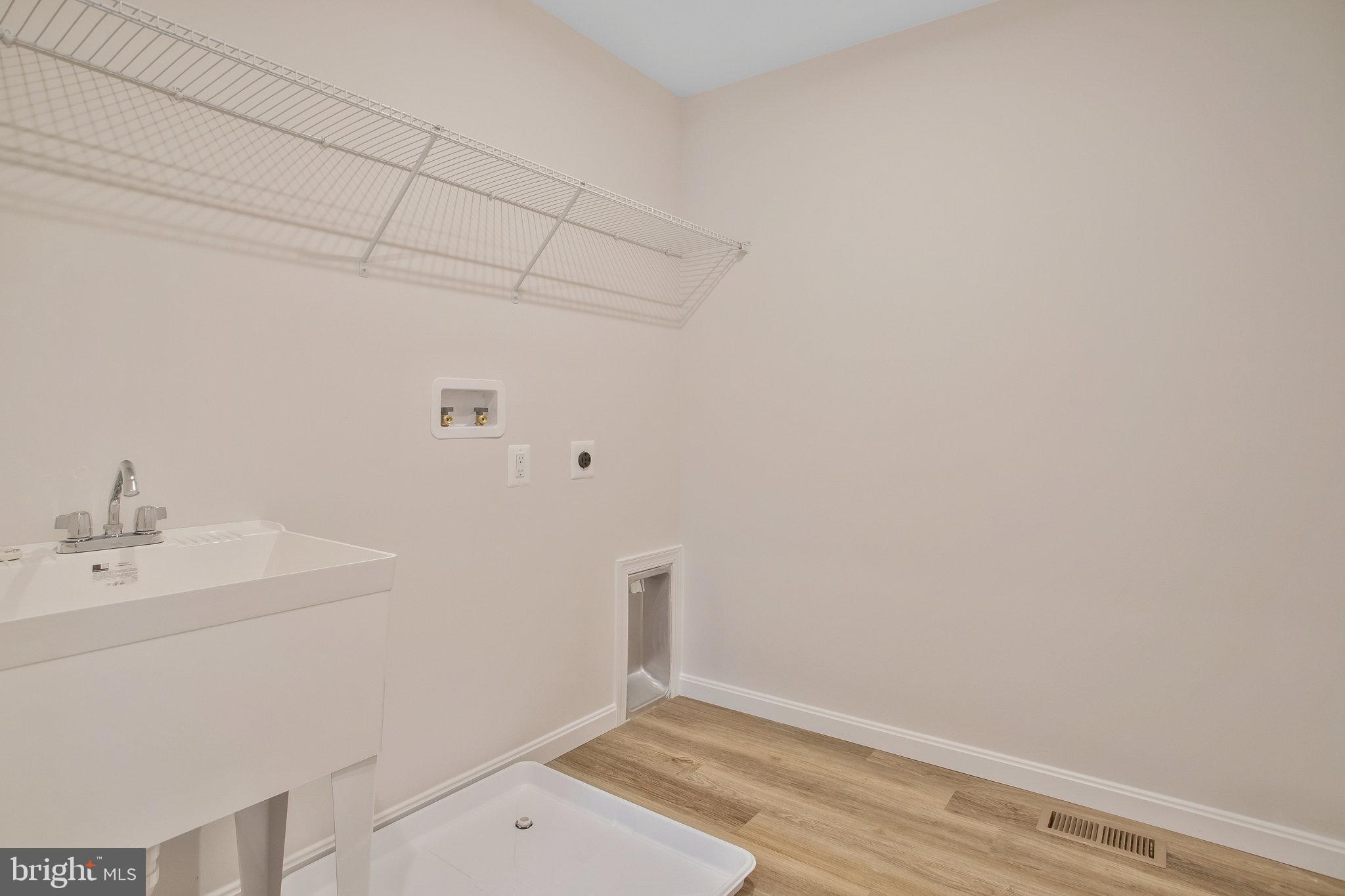 LOVING ESTATES - Residential